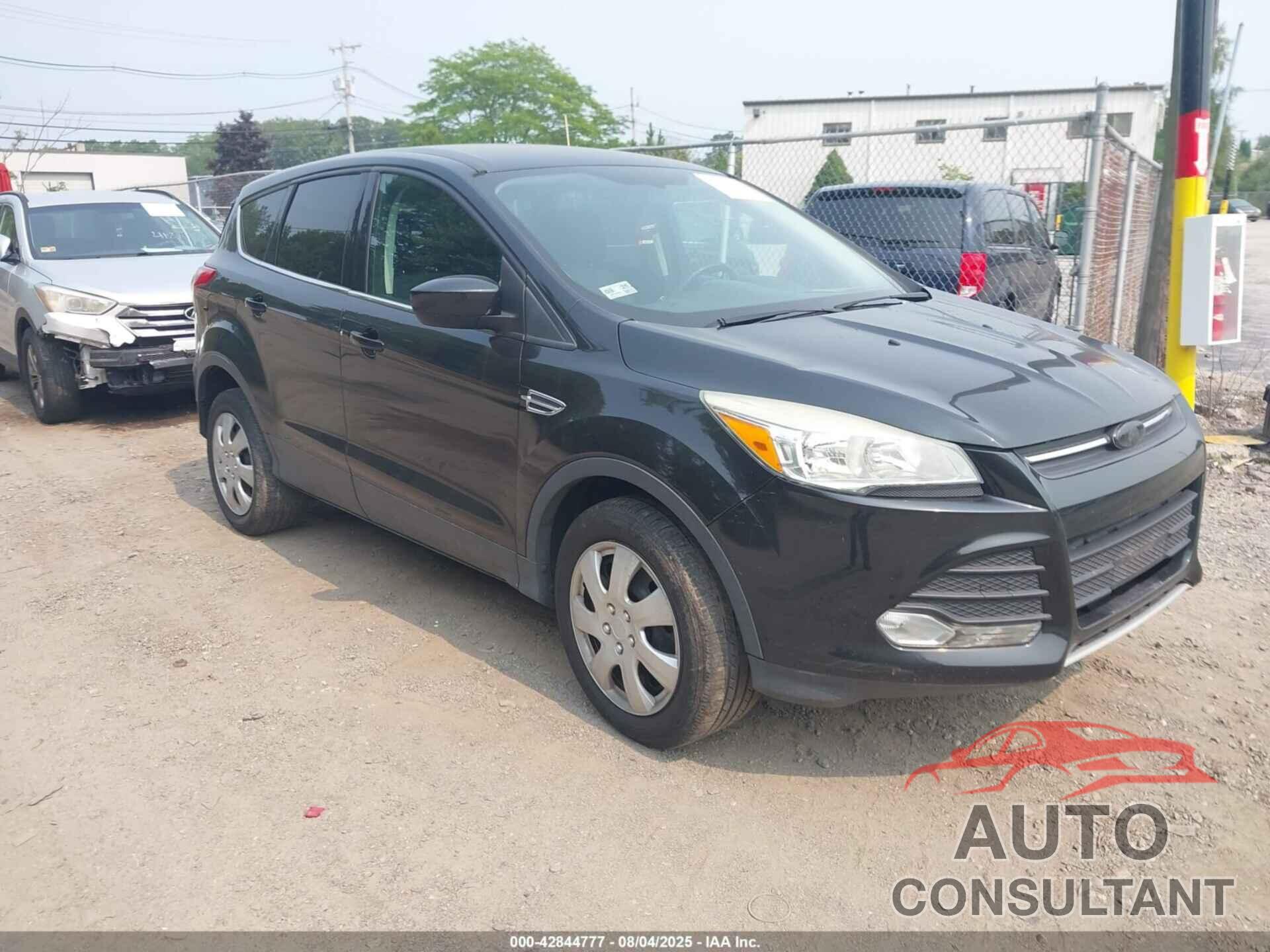FORD ESCAPE 2015 - 1FMCU9GX3FUB54420