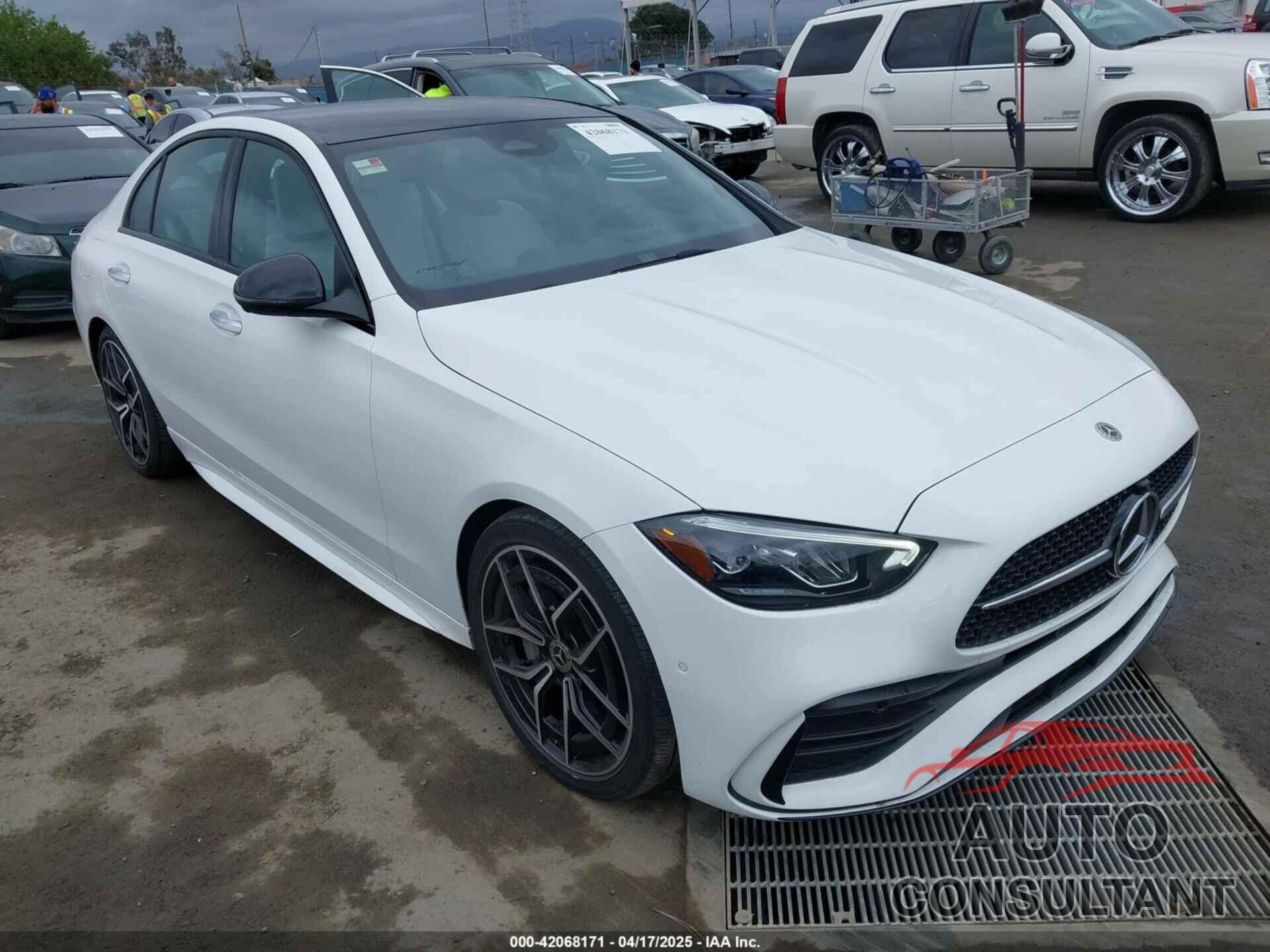 MERCEDES-BENZ C 300 2023 - W1KAF4GB3PR121215