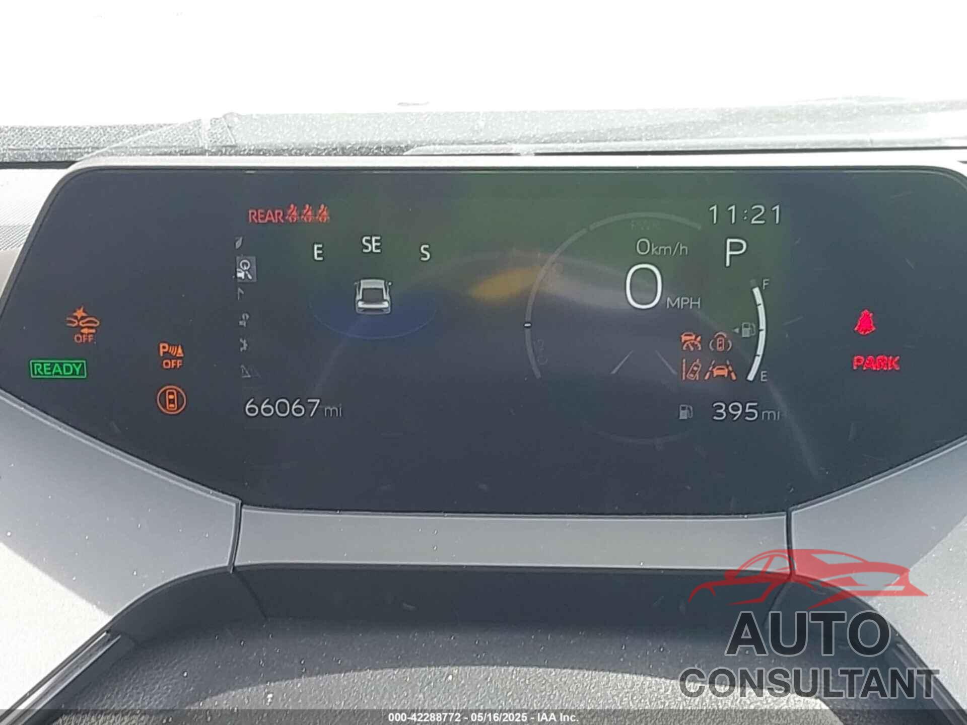 TOYOTA PRIUS 2023 - JTDACAAU5P3008431