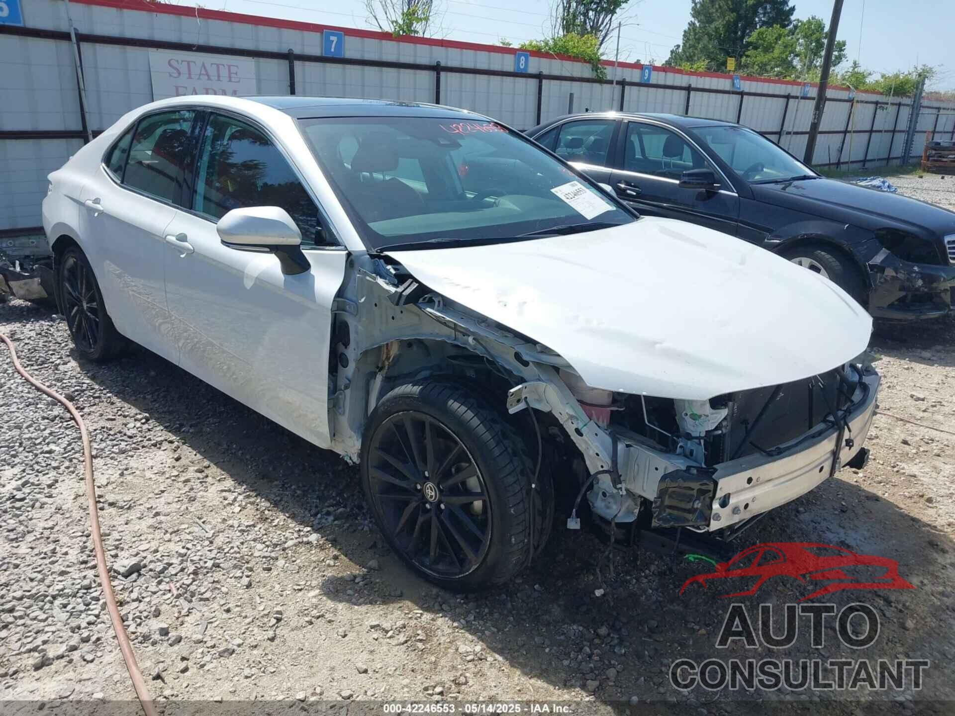TOYOTA CAMRY 2021 - 4T1K61AK3MU542720