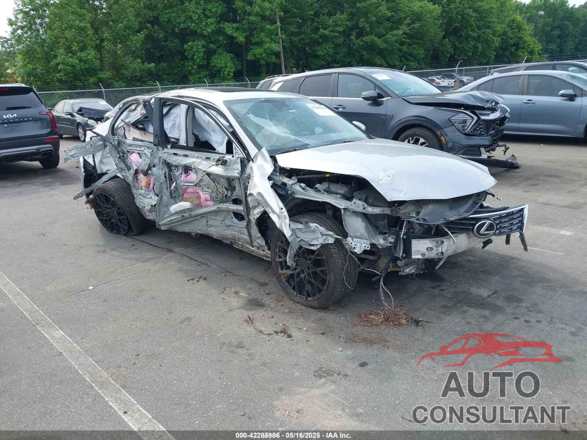 LEXUS IS 2014 - JTHCF1D27E5009848