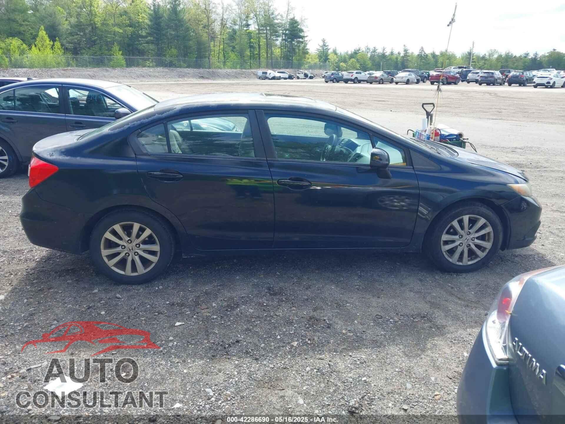 HONDA CIVIC 2012 - 2HGFB2F8XCH508099