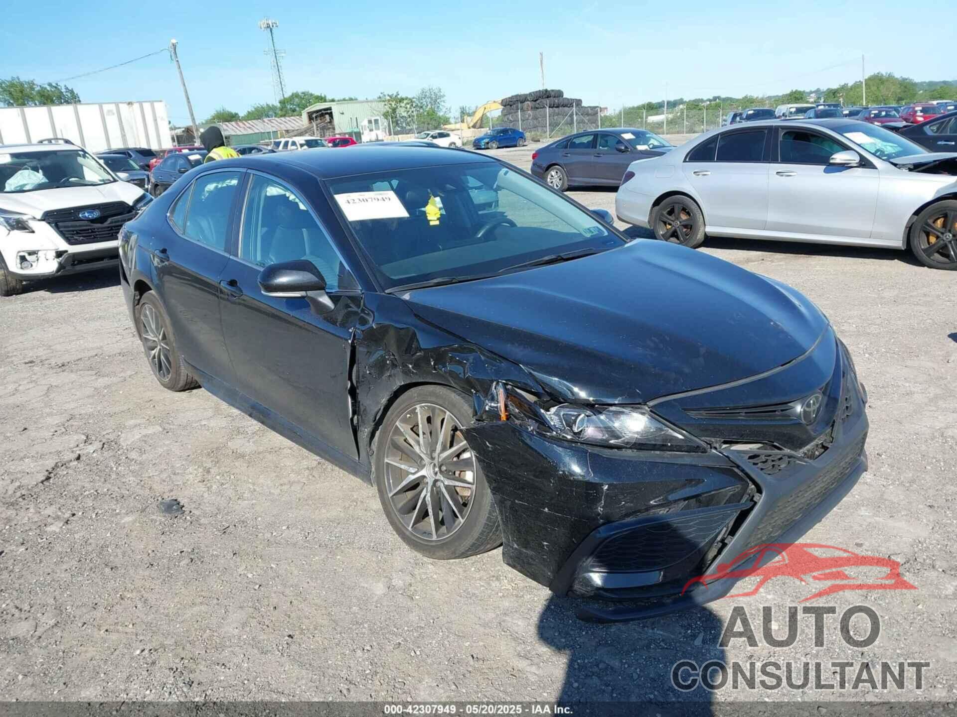 TOYOTA CAMRY 2024 - 4T1G11AKXRU914873