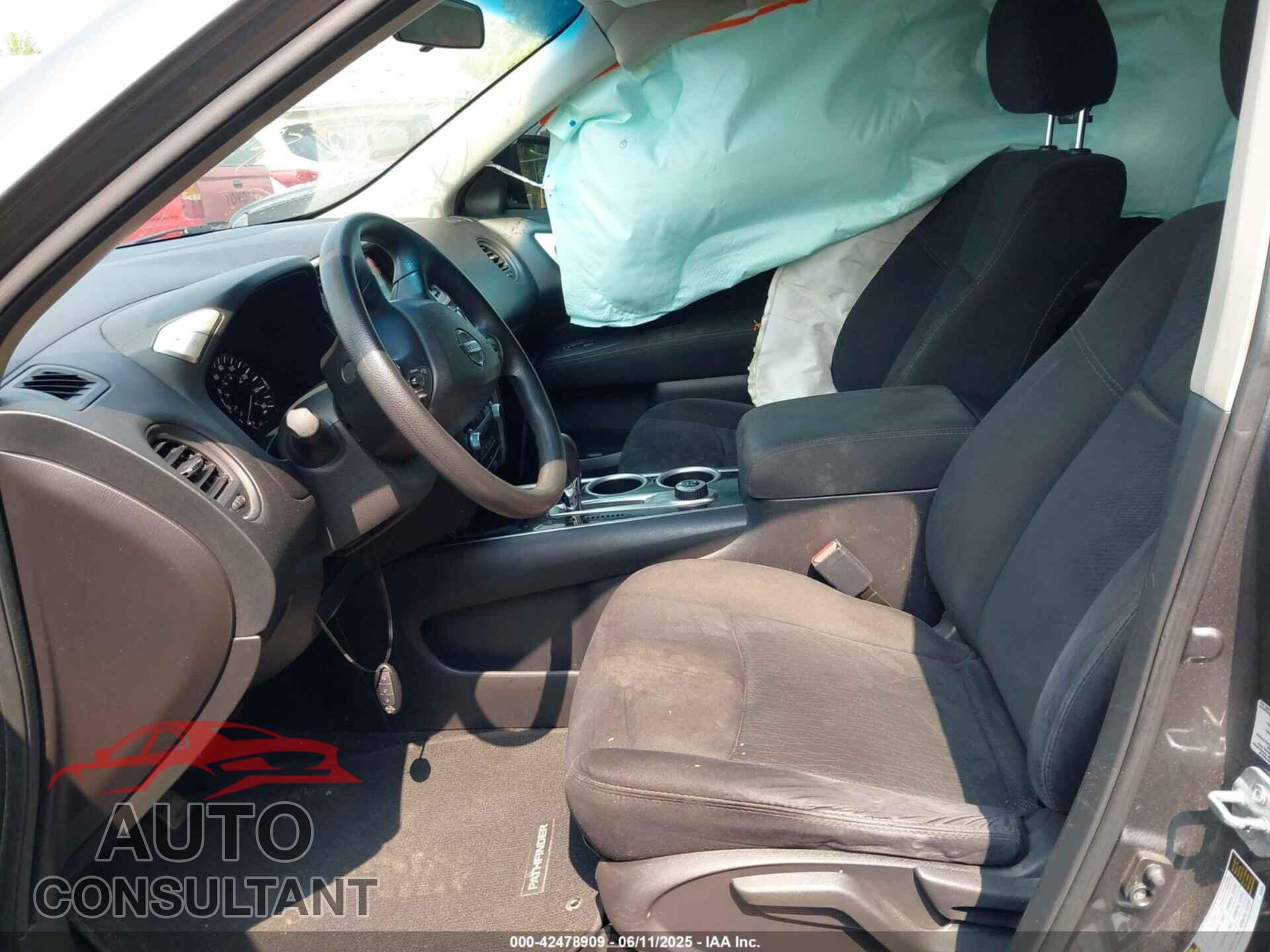 NISSAN PATHFINDER 2015 - 5N1AR2MM5FC683058