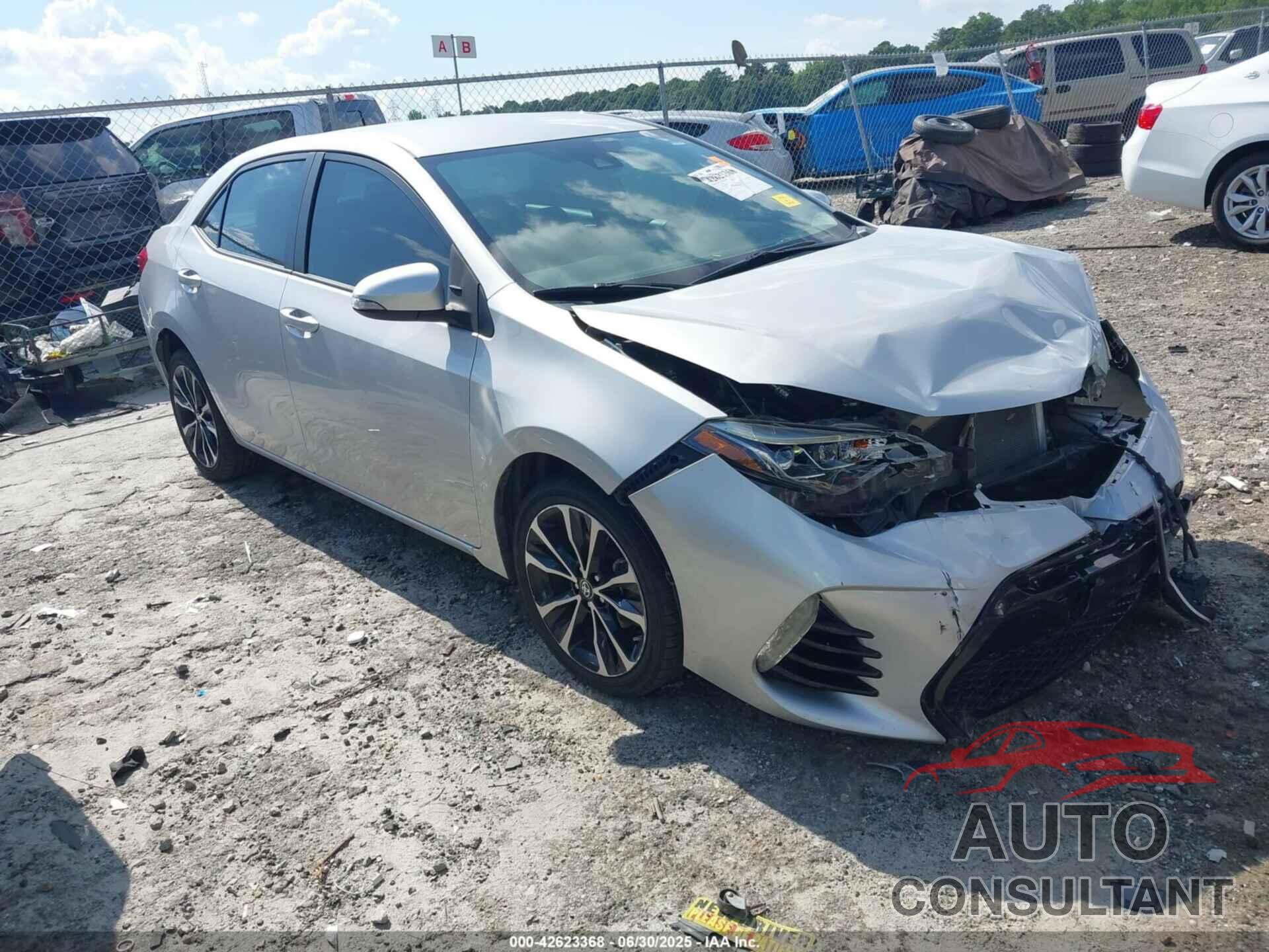 TOYOTA COROLLA 2018 - 5YFBURHE0JP827117