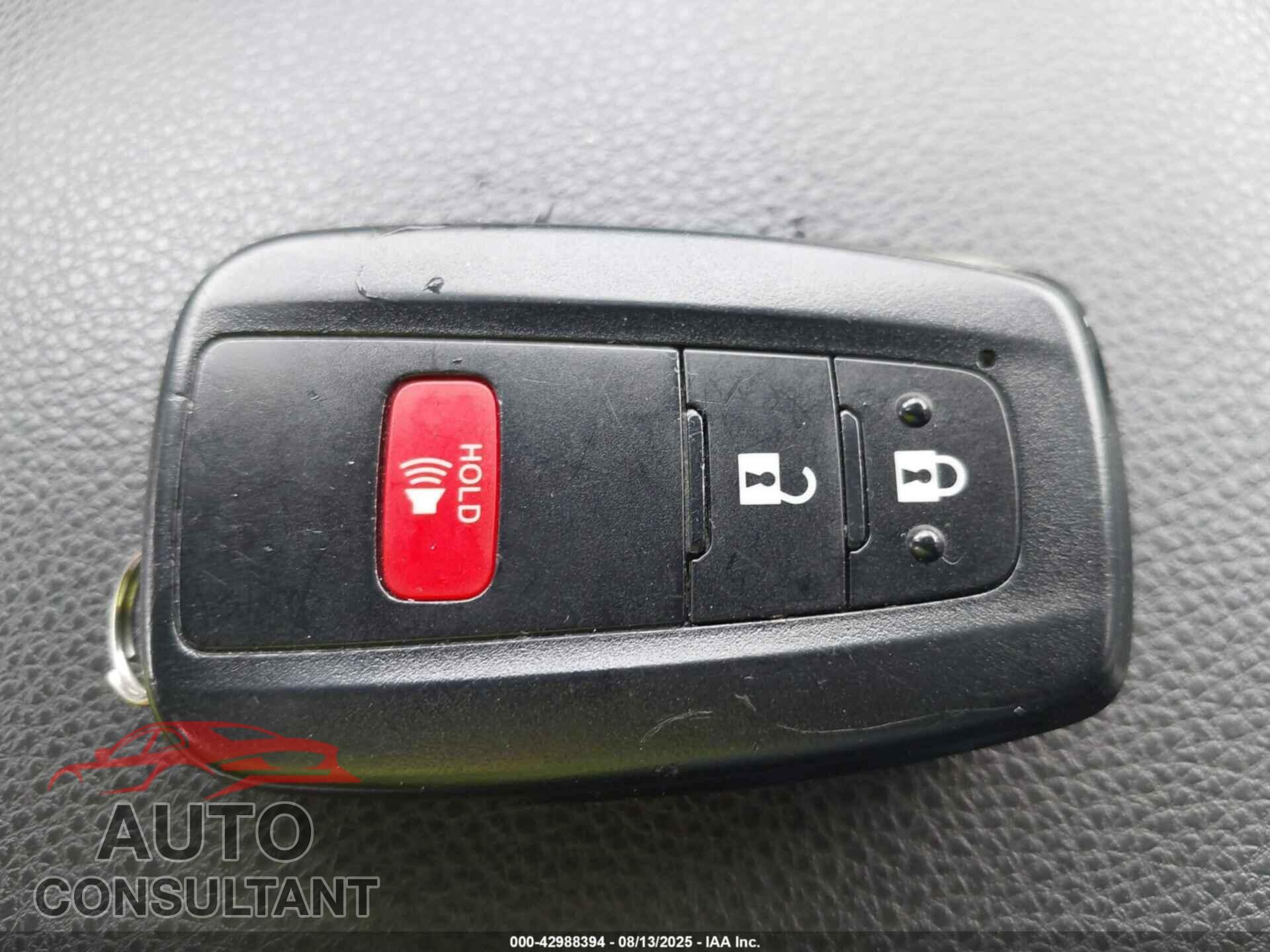 TOYOTA RAV4 2019 - JTMP1RFV4KD012750