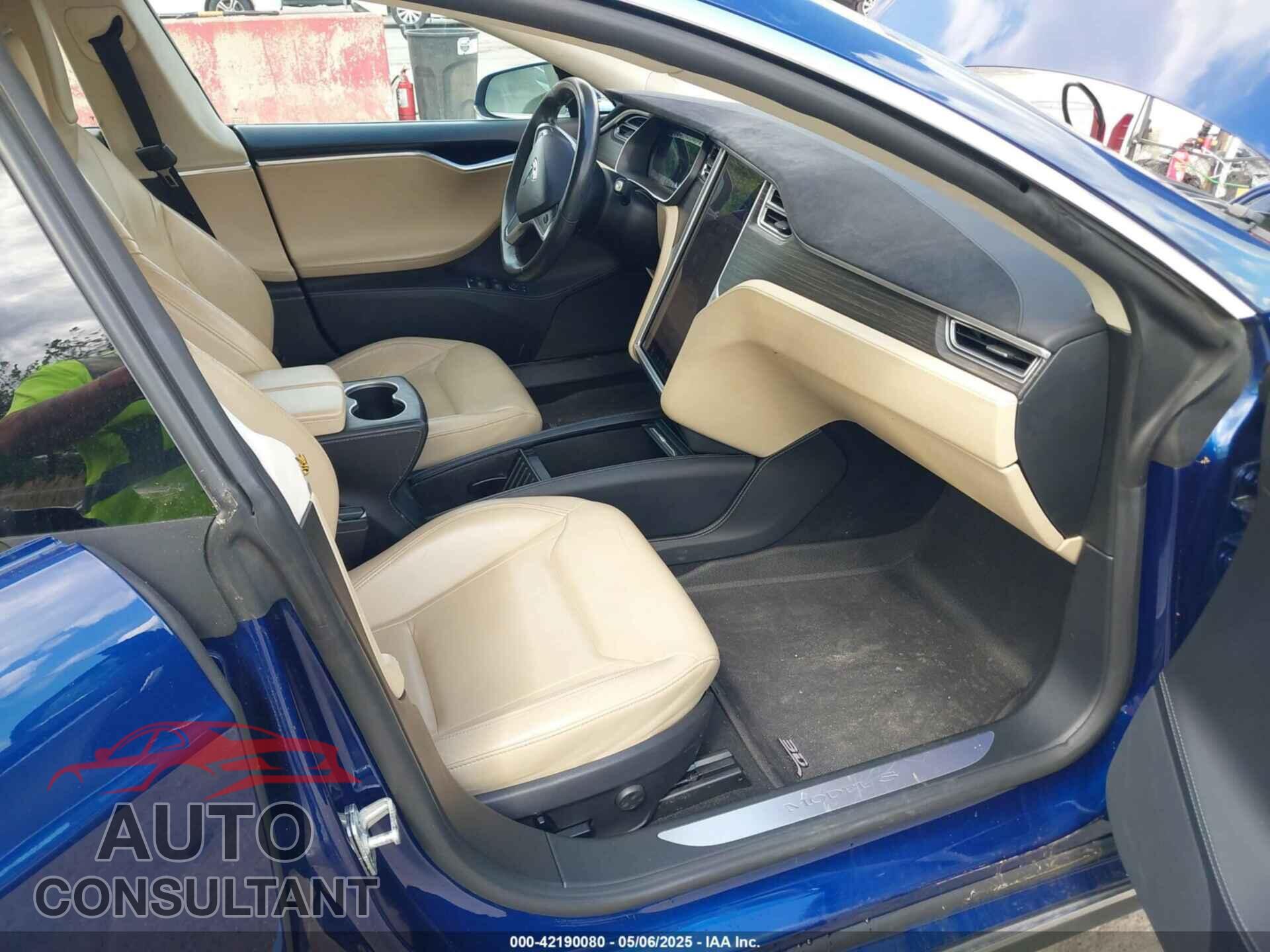 TESLA MODEL S 2015 - 5YJSA1E27FF110186