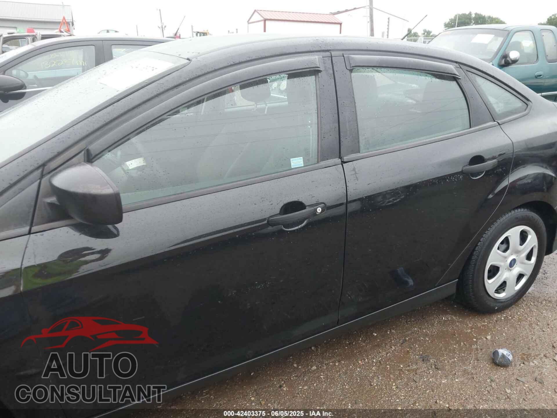 FORD FOCUS 2014 - 1FADP3E25EL142302
