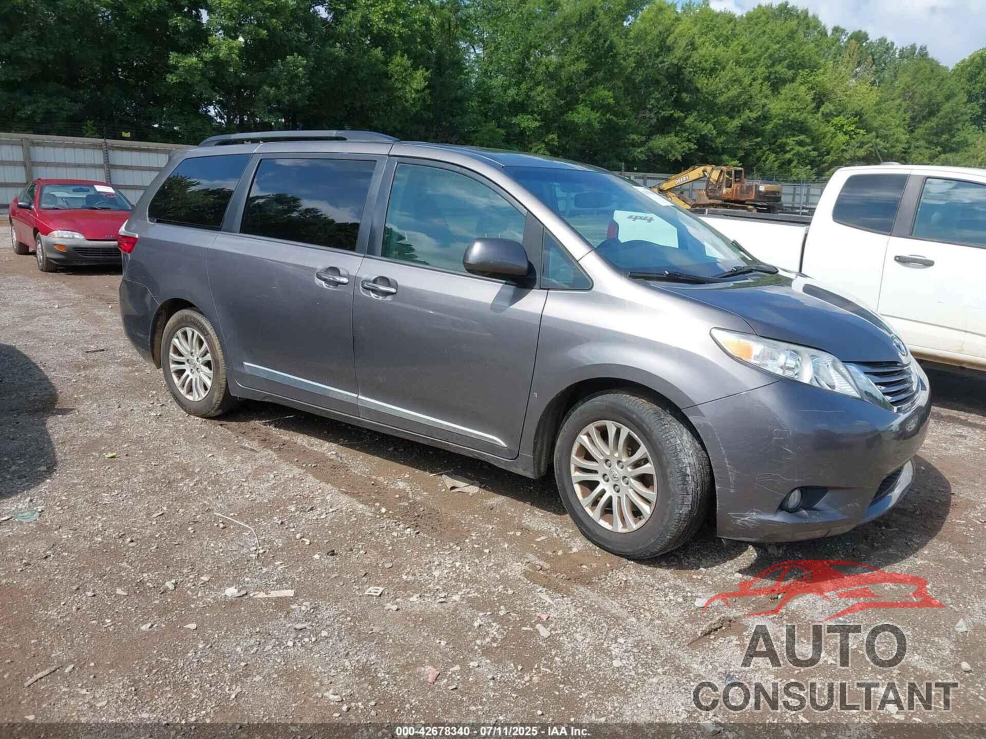 TOYOTA SIENNA 2017 - 5TDYZ3DC5HS891362