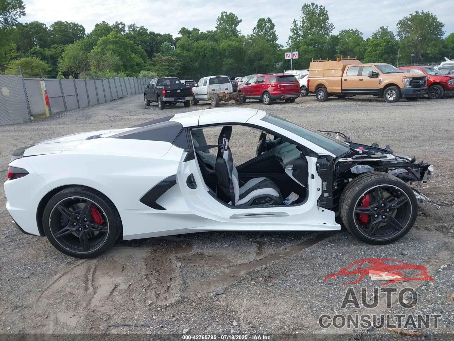 CHEVROLET CORVETTE STINGRAY 2023 - 1G1YC3D4XP5141656