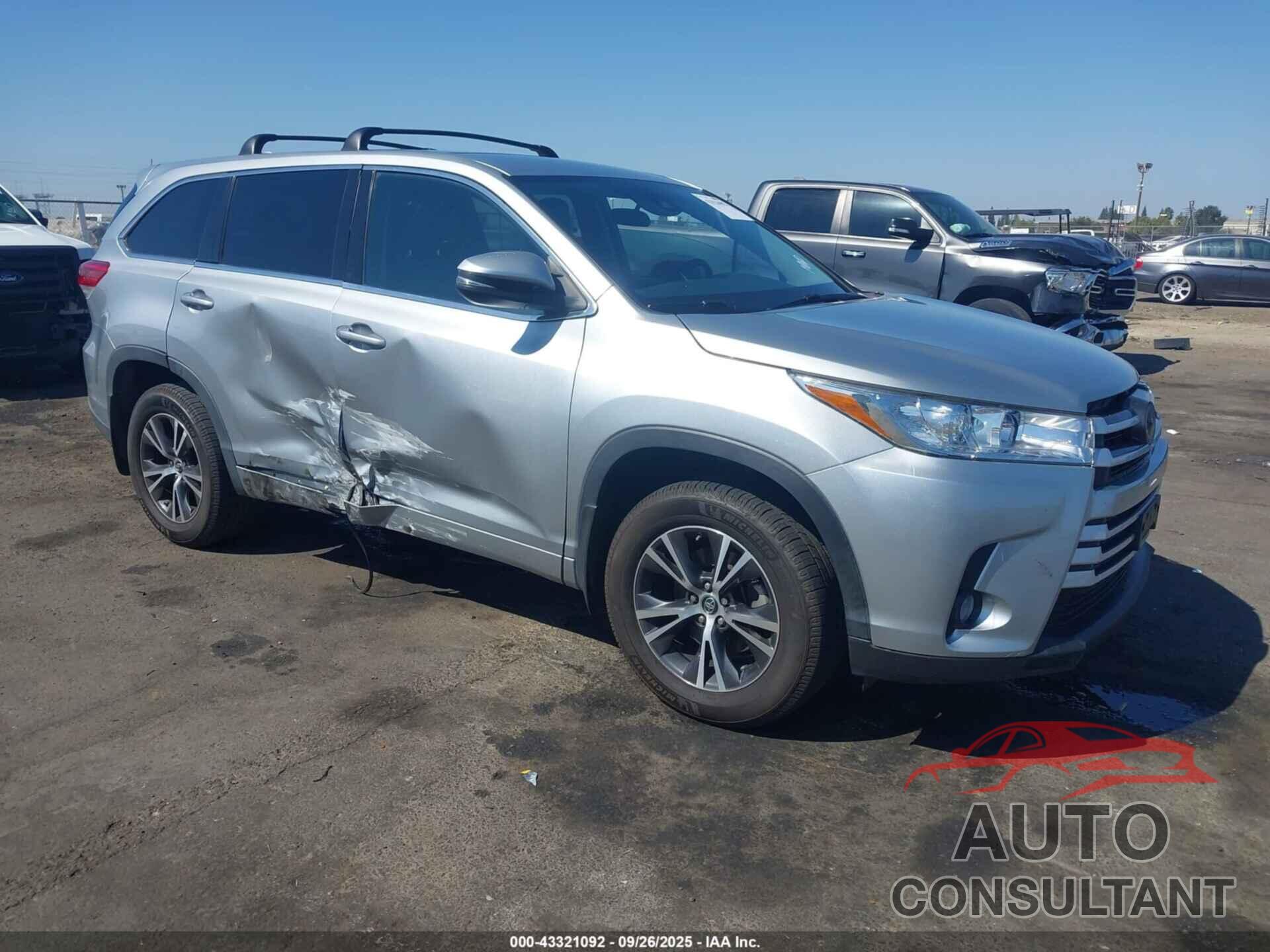 TOYOTA HIGHLANDER 2017 - 5TDZZRFH6HS227071