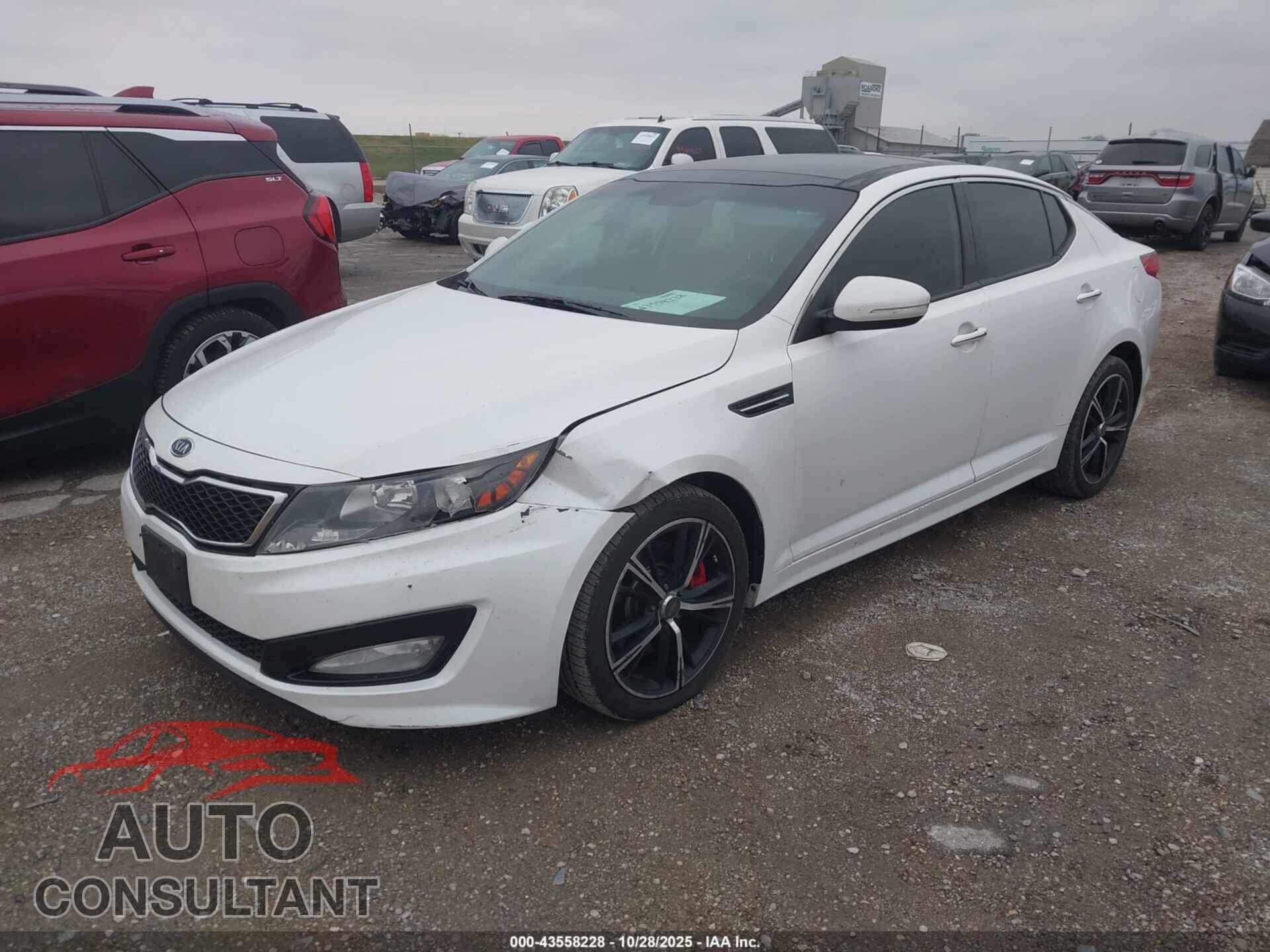KIA OPTIMA 2011 - KNAGR4A60B5114727