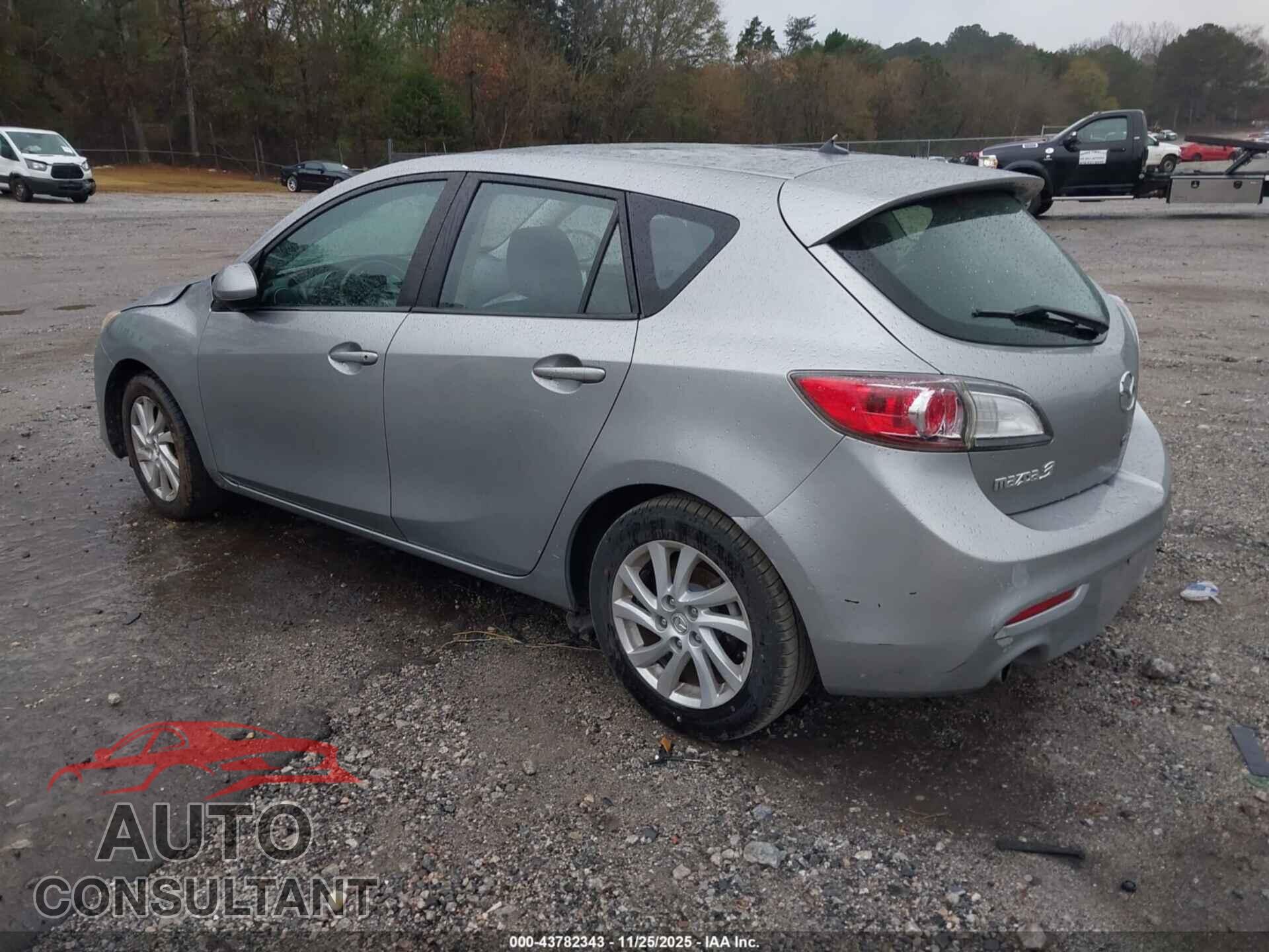 MAZDA MAZDA3 2012 - JM1BL1M76C1684208