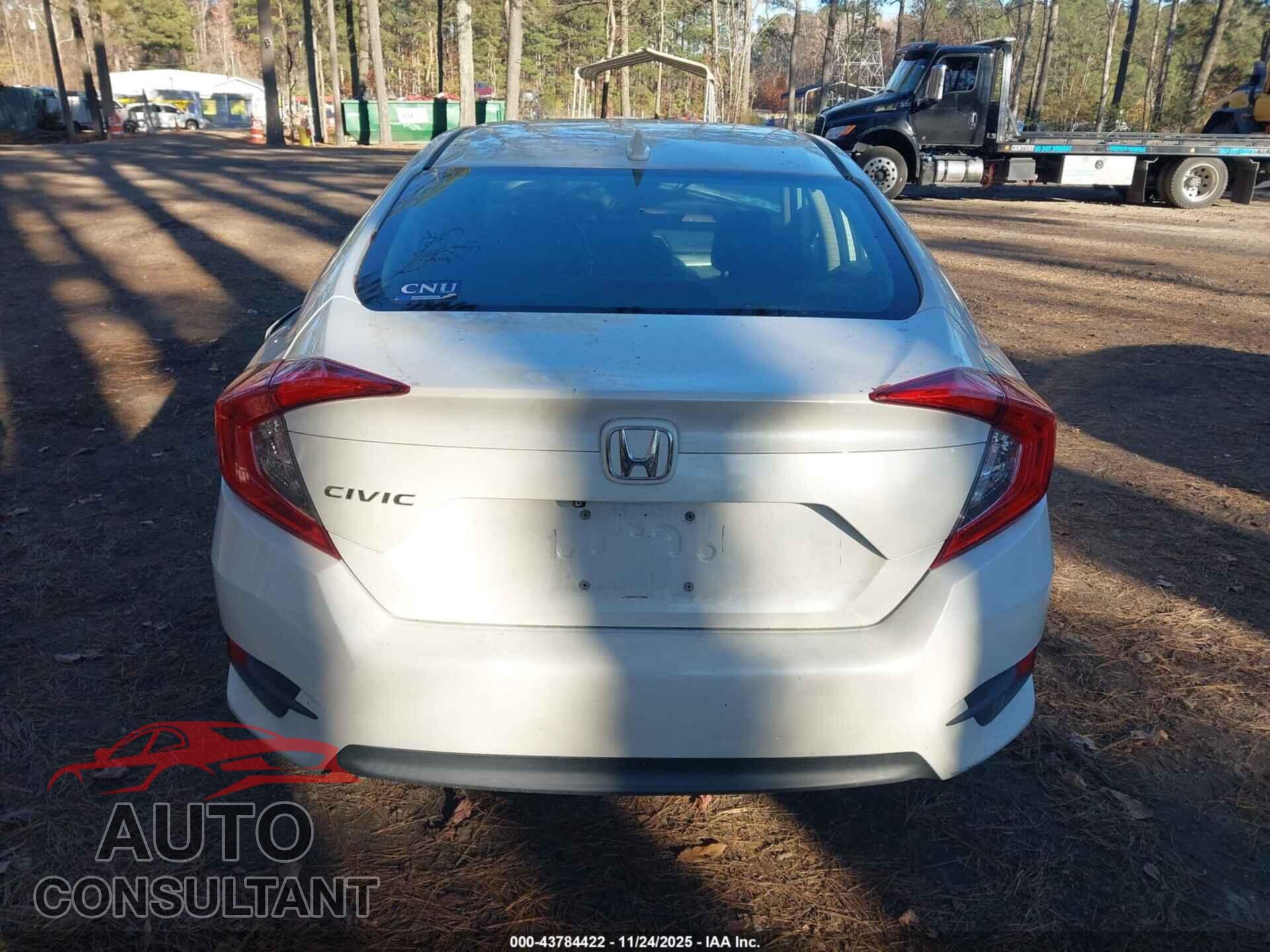 HONDA CIVIC 2017 - 19XFC2F70HE201868