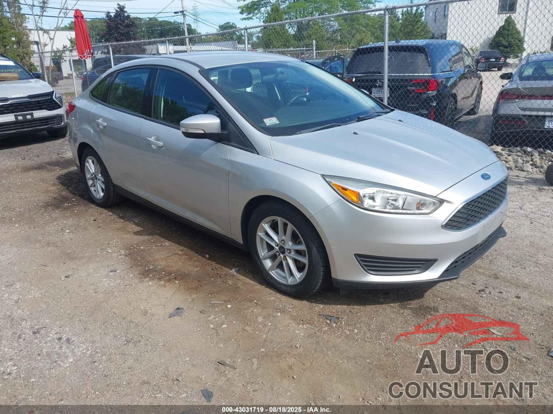 FORD FOCUS 2017 - 1FADP3F27HL240346