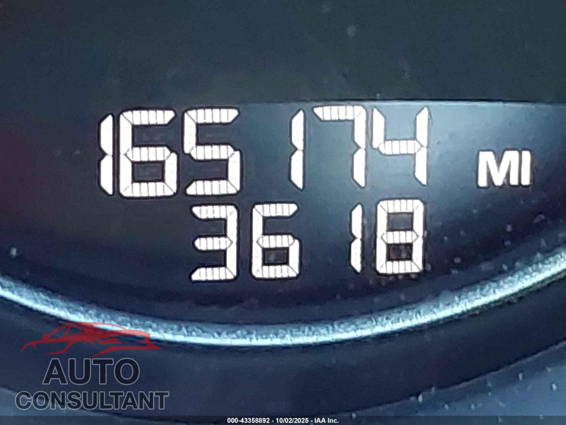 PORSCHE CAYENNE 2018 - WP1AA2A29JKA00547