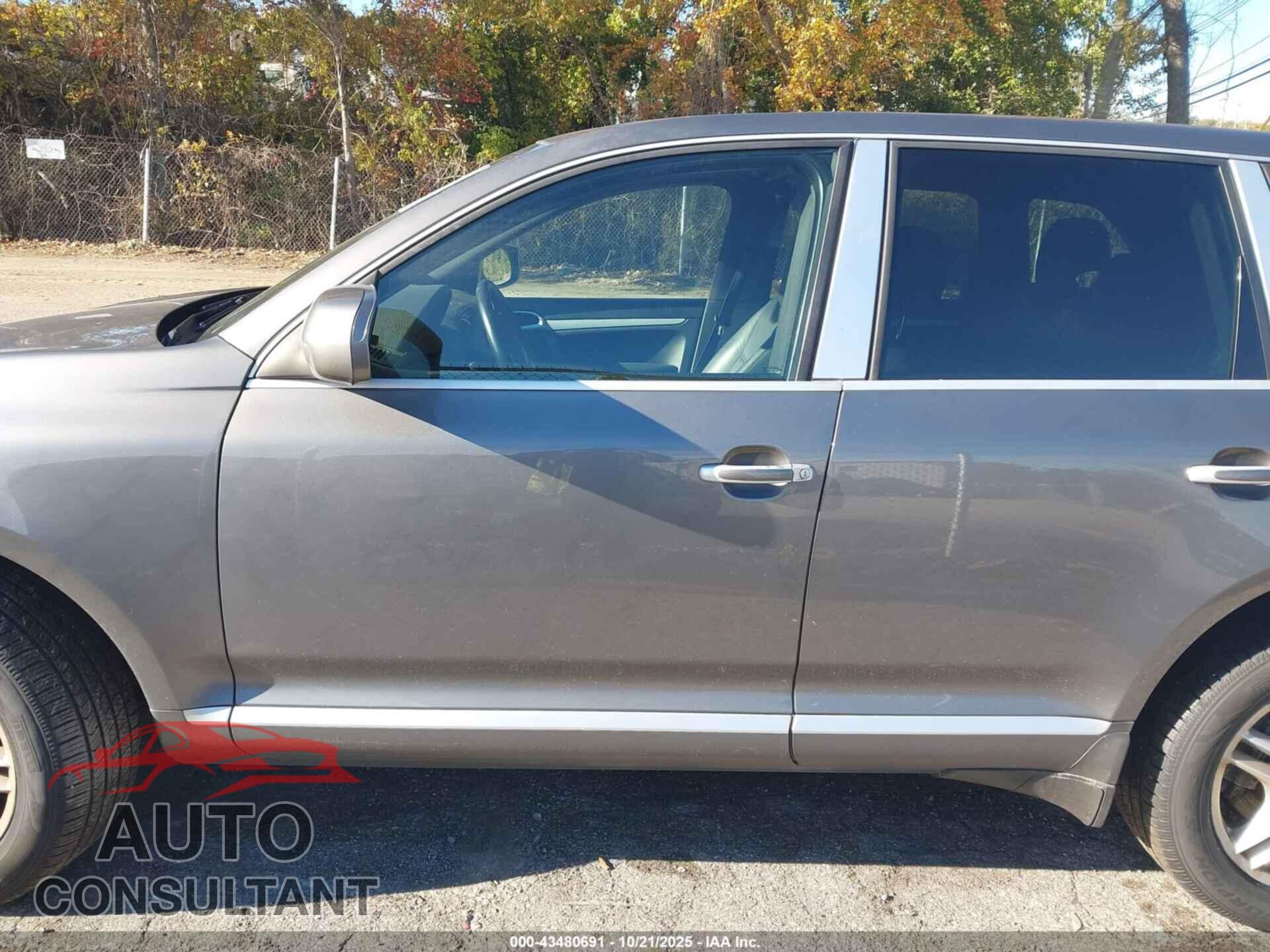 PORSCHE CAYENNE 2010 - WP1AA2APXALA09456