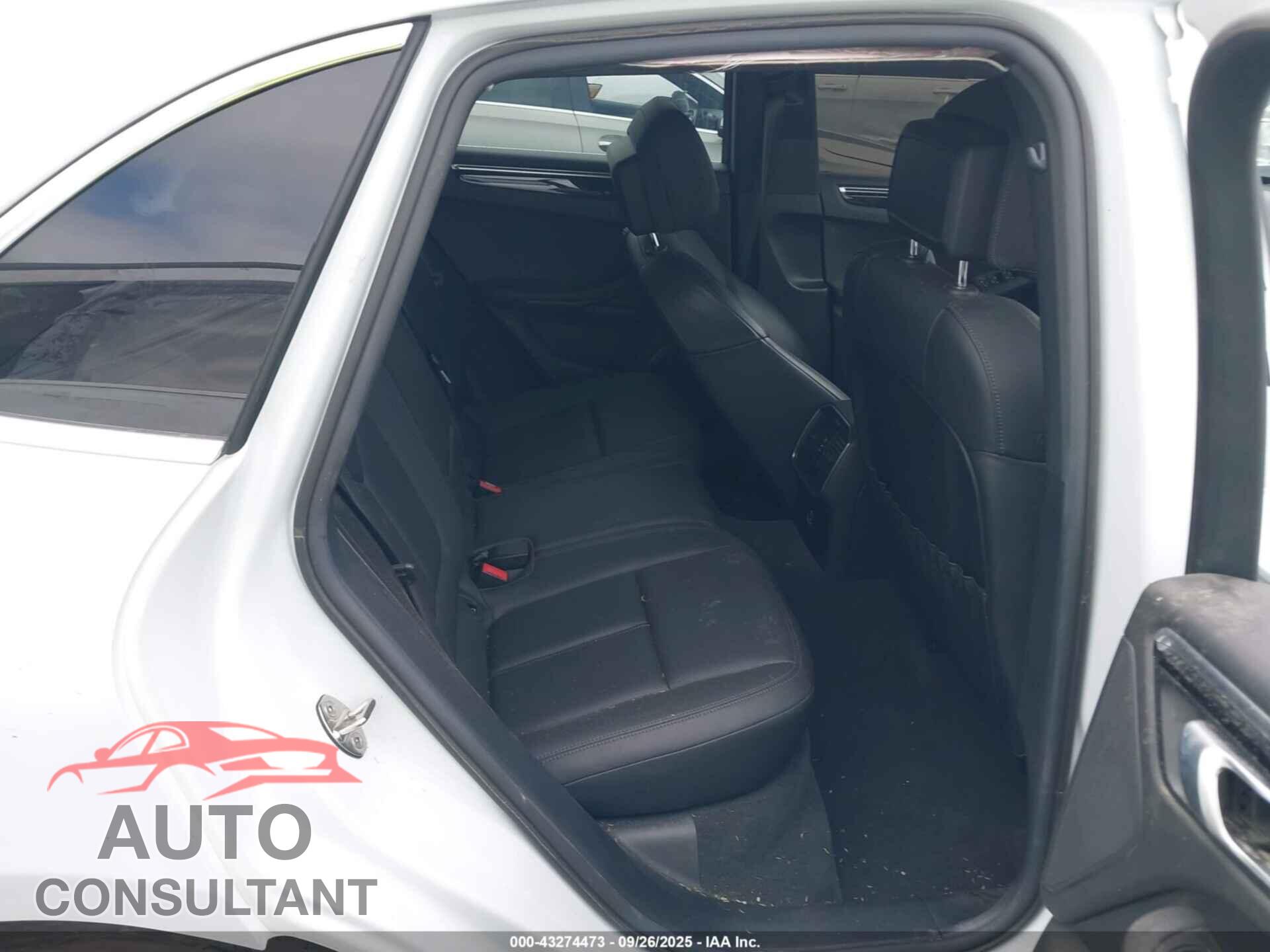 PORSCHE MACAN 2021 - WP1AB2A55MLB32131