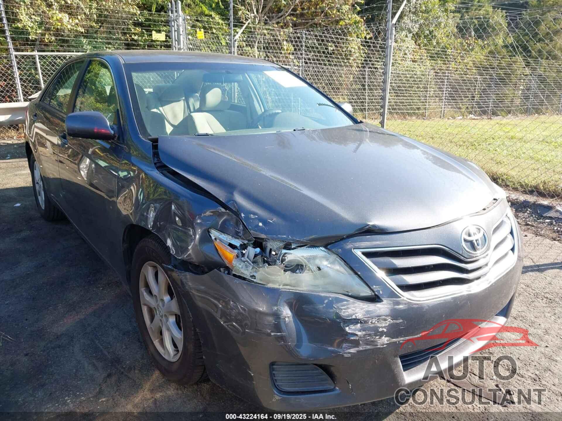TOYOTA CAMRY 2011 - 4T1BF3EK4BU688482