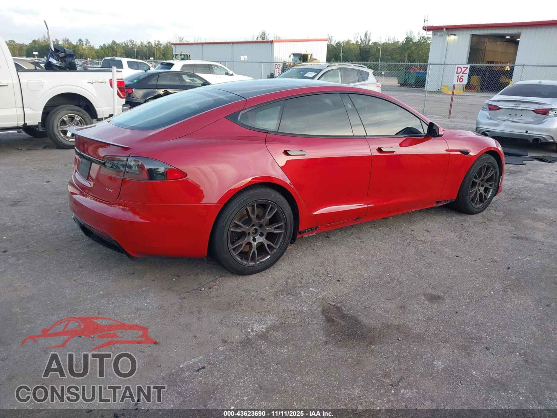 TESLA MODEL S 2021 - 5YJSA1E62MF452810