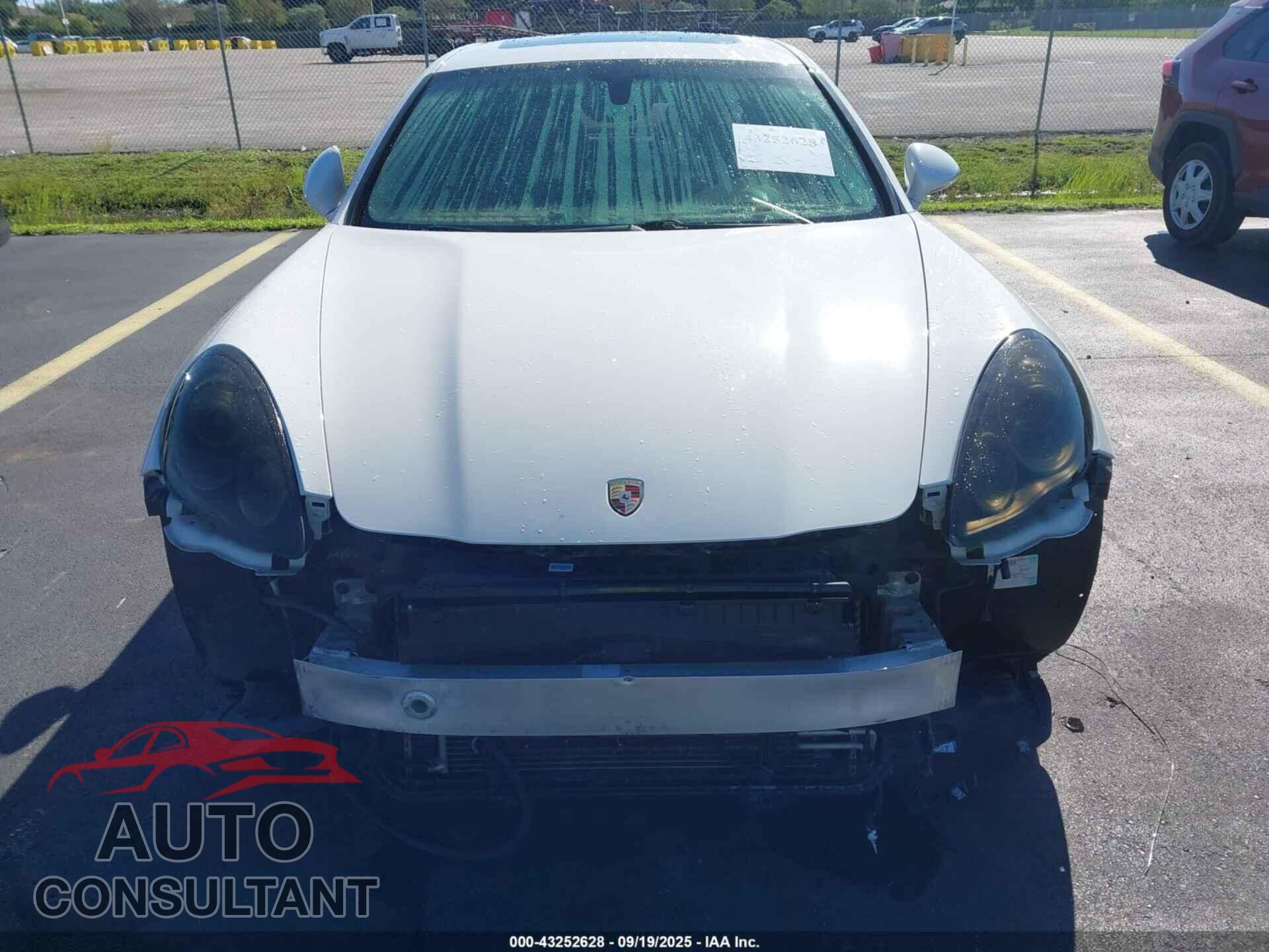 PORSCHE PANAMERA 2011 - WP0AB2A74BL061682