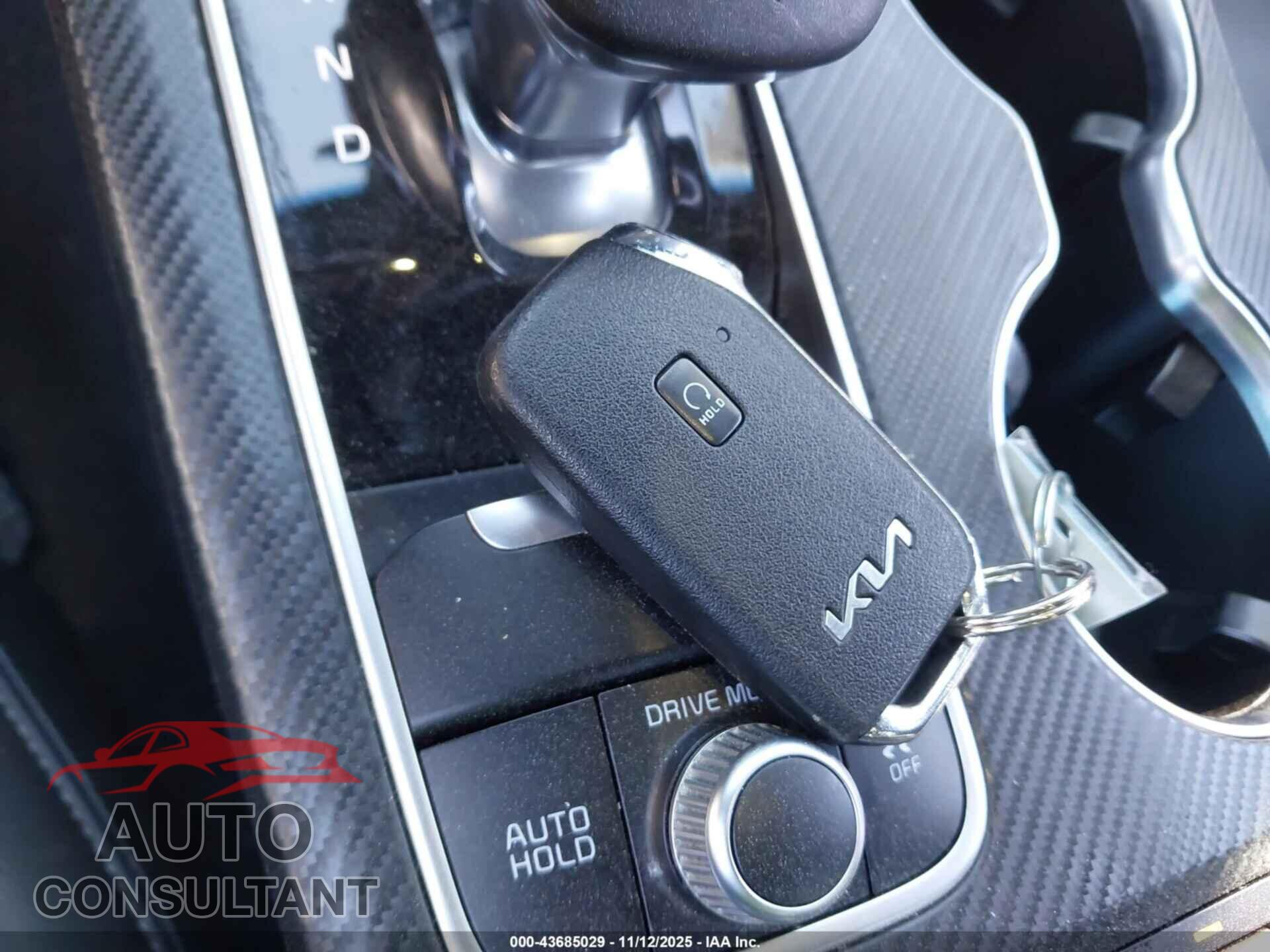 KIA STINGER 2022 - KNAE55LC4N6105331