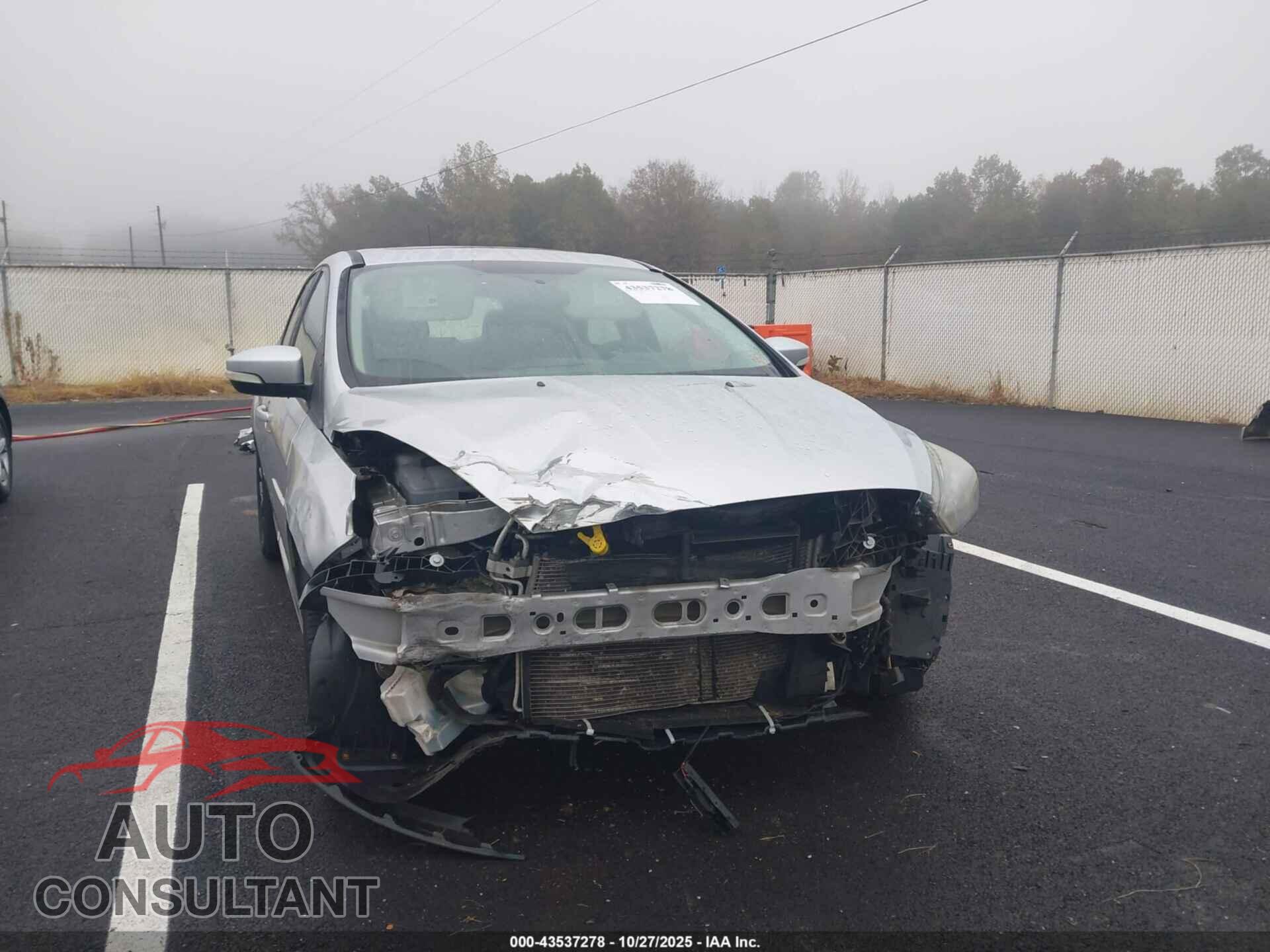 FORD FOCUS 2017 - 1FADP3M27HL248952