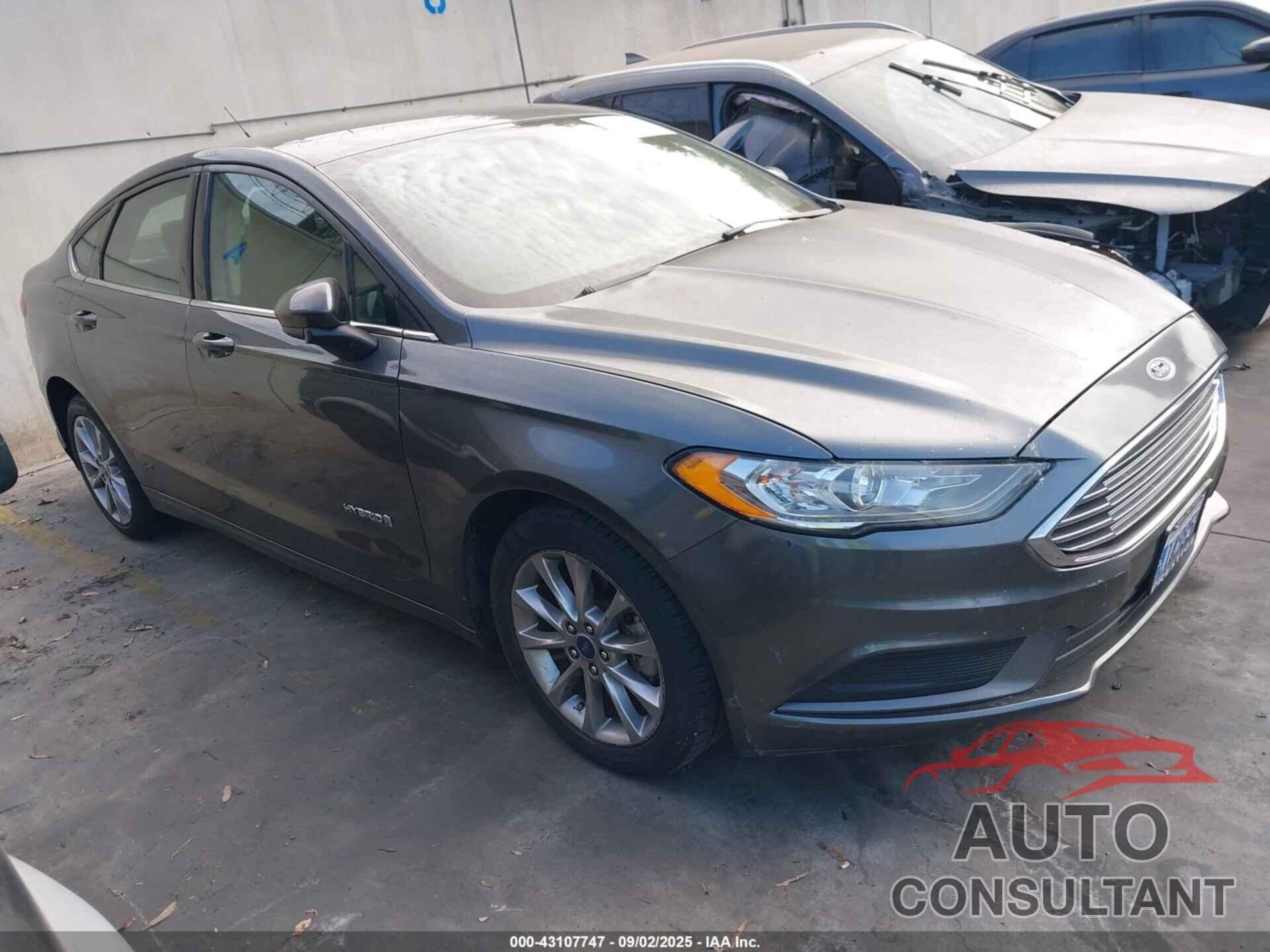 FORD FUSION HYBRID 2017 - 3FA6P0LU4HR386301