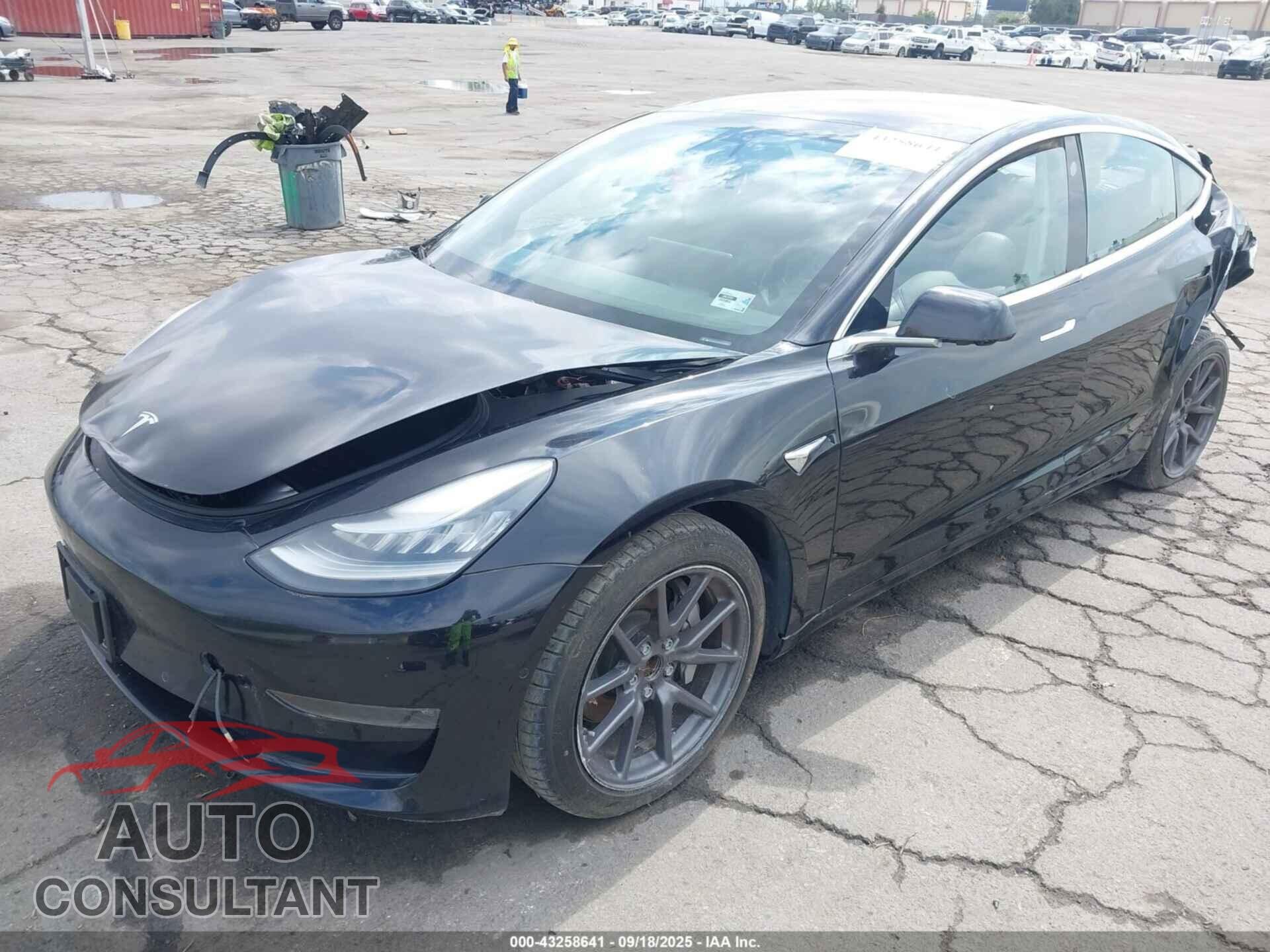 TESLA MODEL 3 2018 - 5YJ3E1EA4JF070268