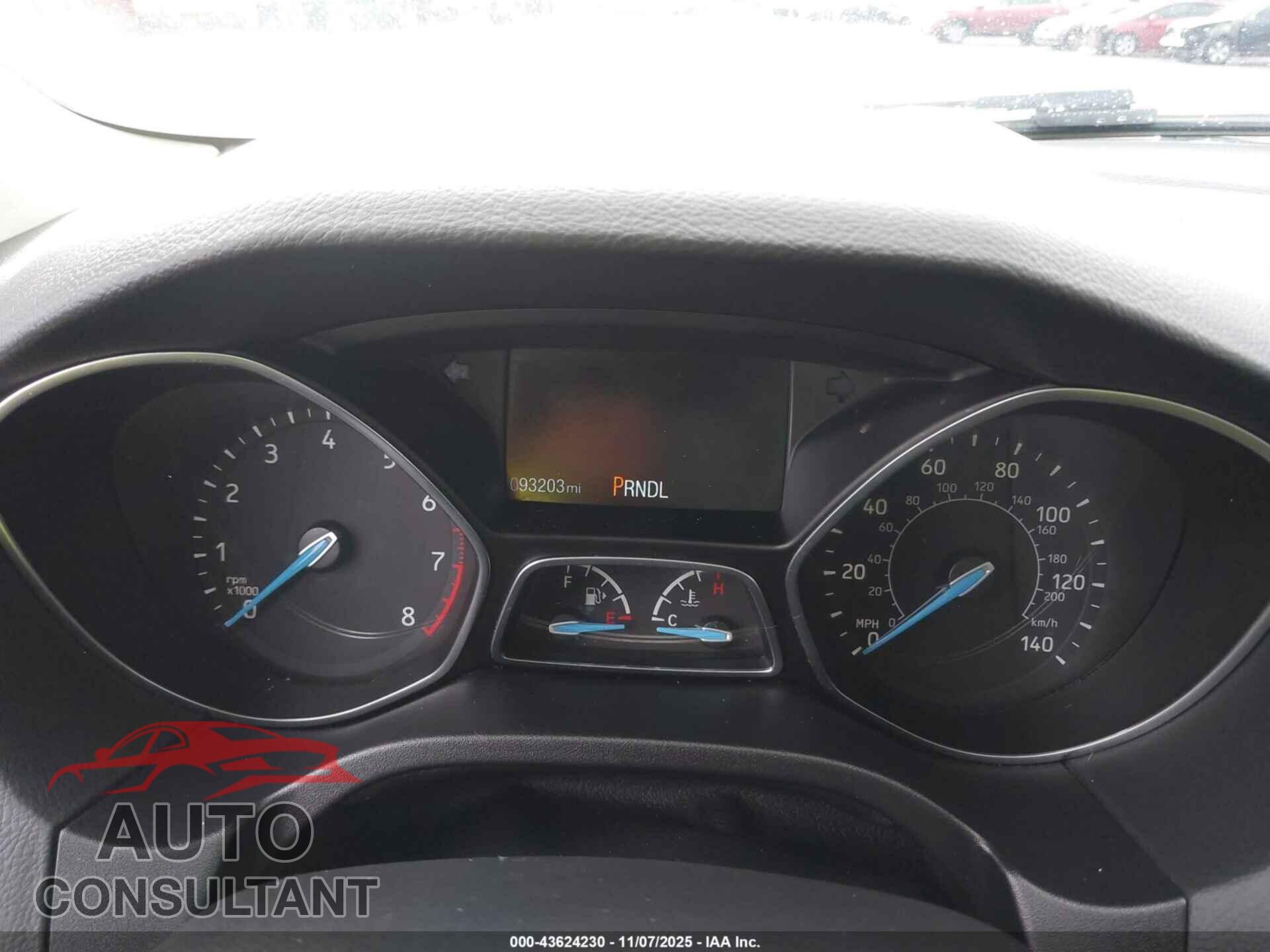 FORD FOCUS 2017 - 1FADP3F29HL334583