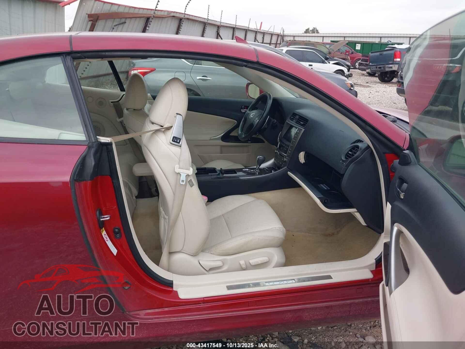 LEXUS IS 250C 2010 - JTHFF2C22A2513854