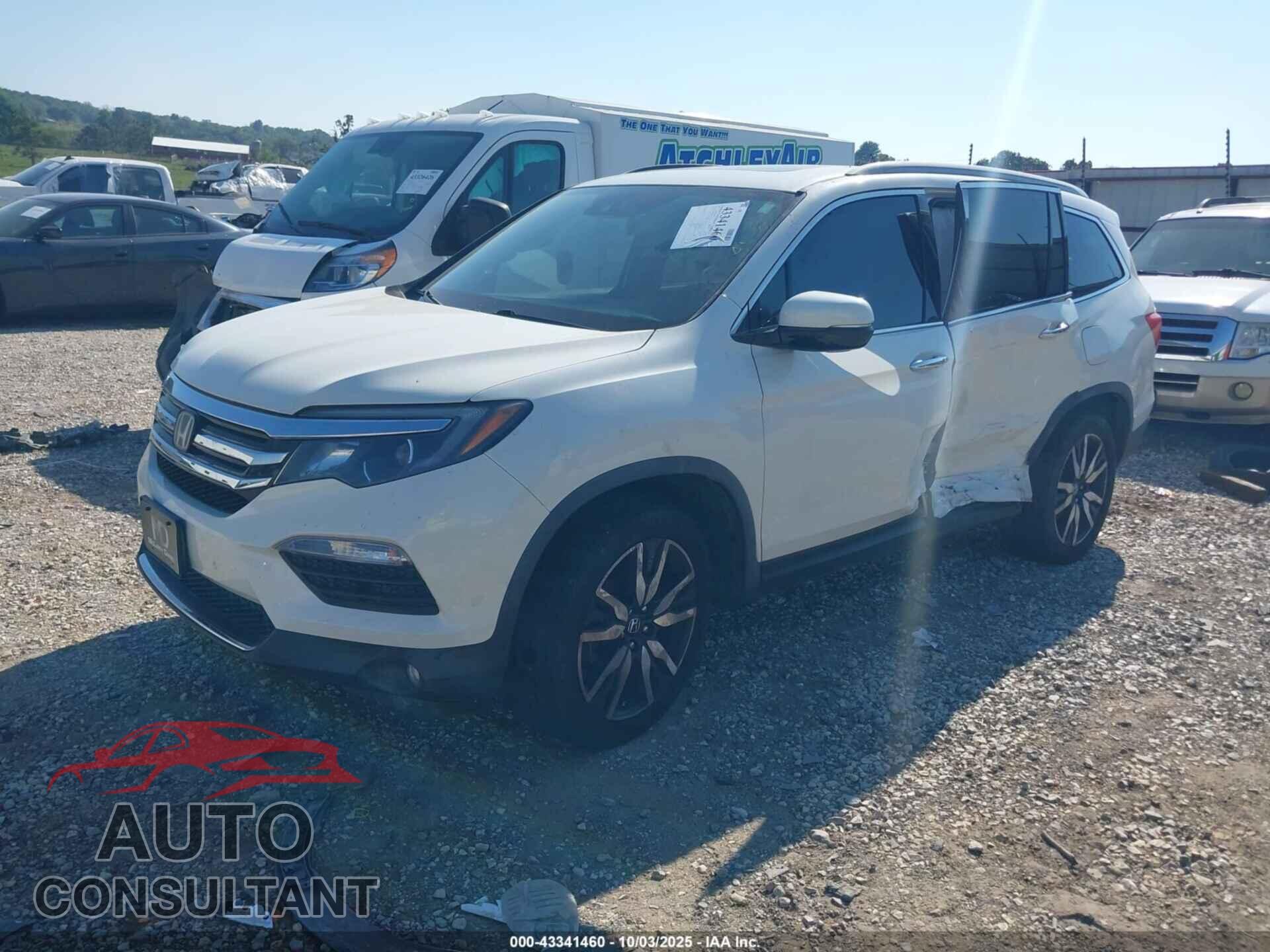 HONDA PILOT 2017 - 5FNYF6H94HB083565