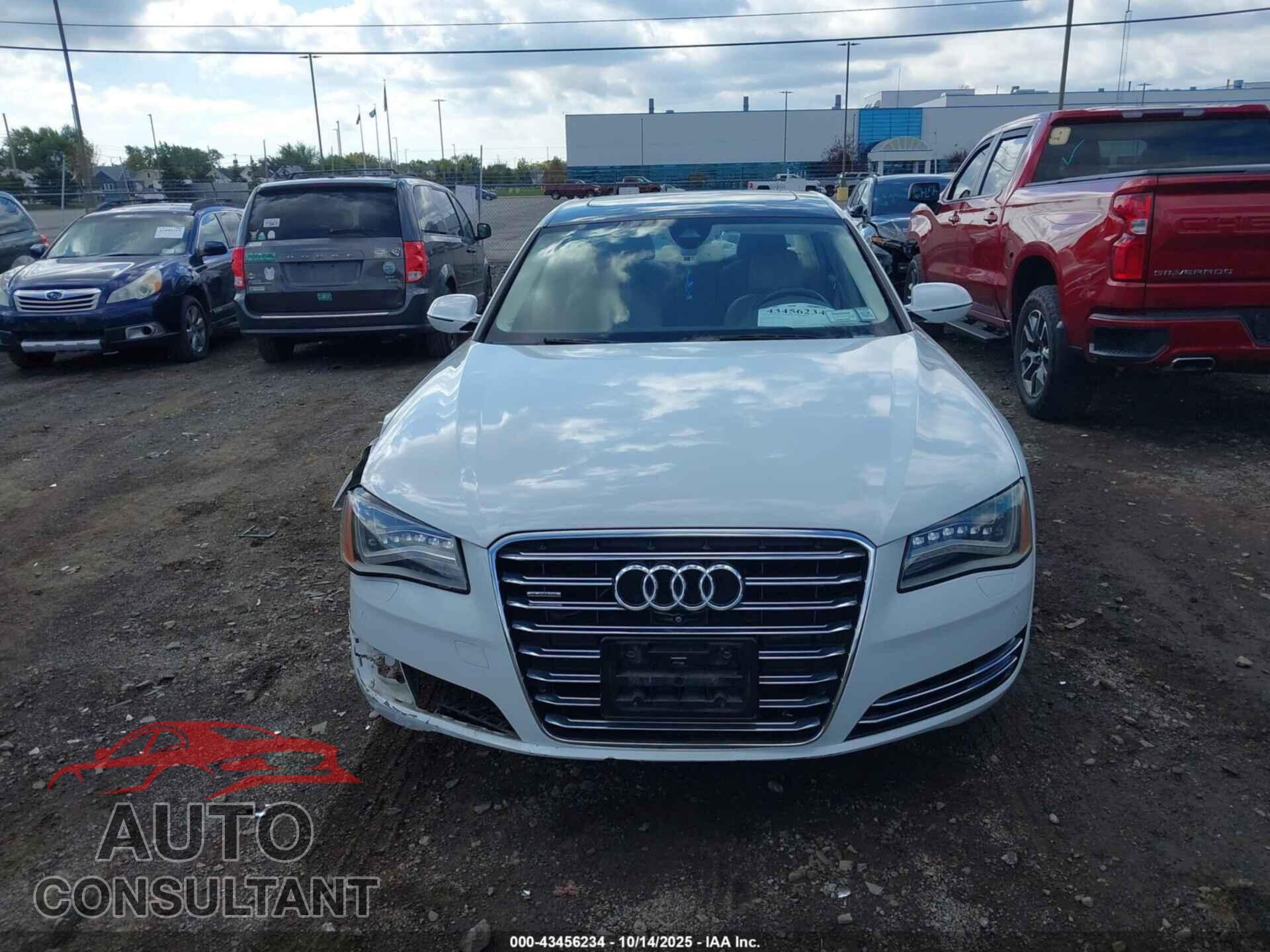 AUDI A8 L 2013 - WAUR2AFD3DN016944