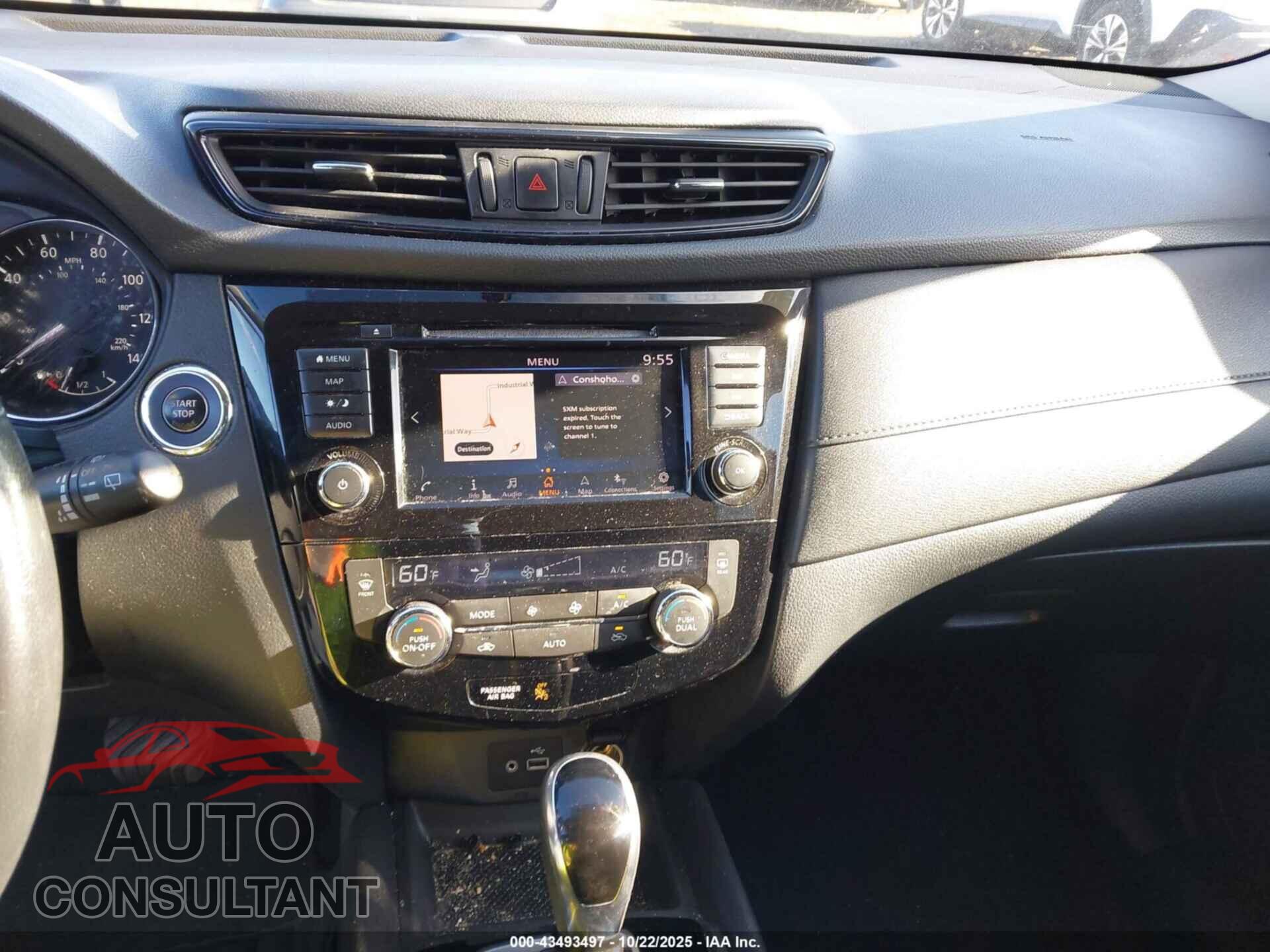 NISSAN ROGUE 2018 - KNMAT2MV1JP588898