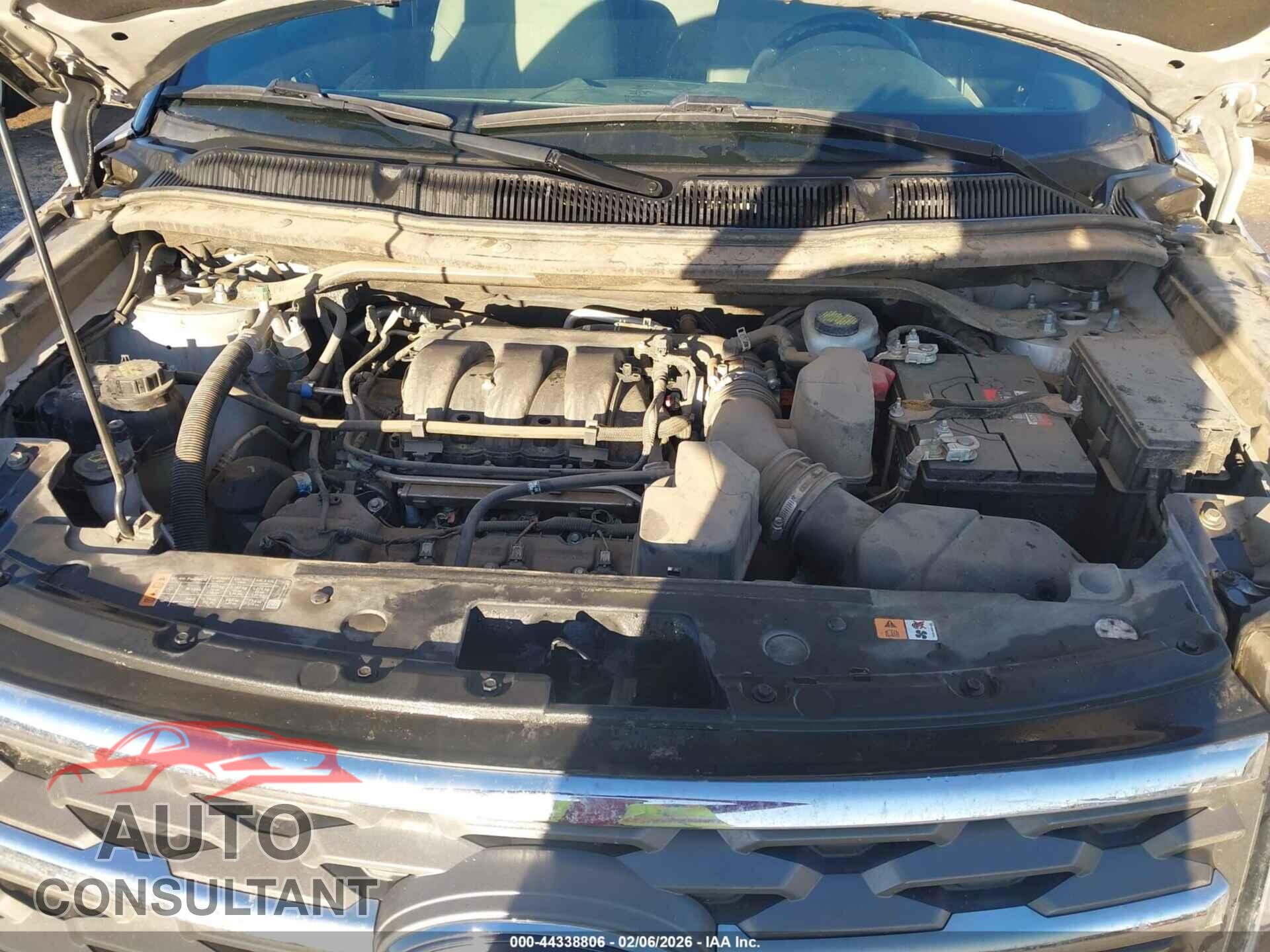 FORD EXPLORER 2018 - 1FM5K7B88JGB88525