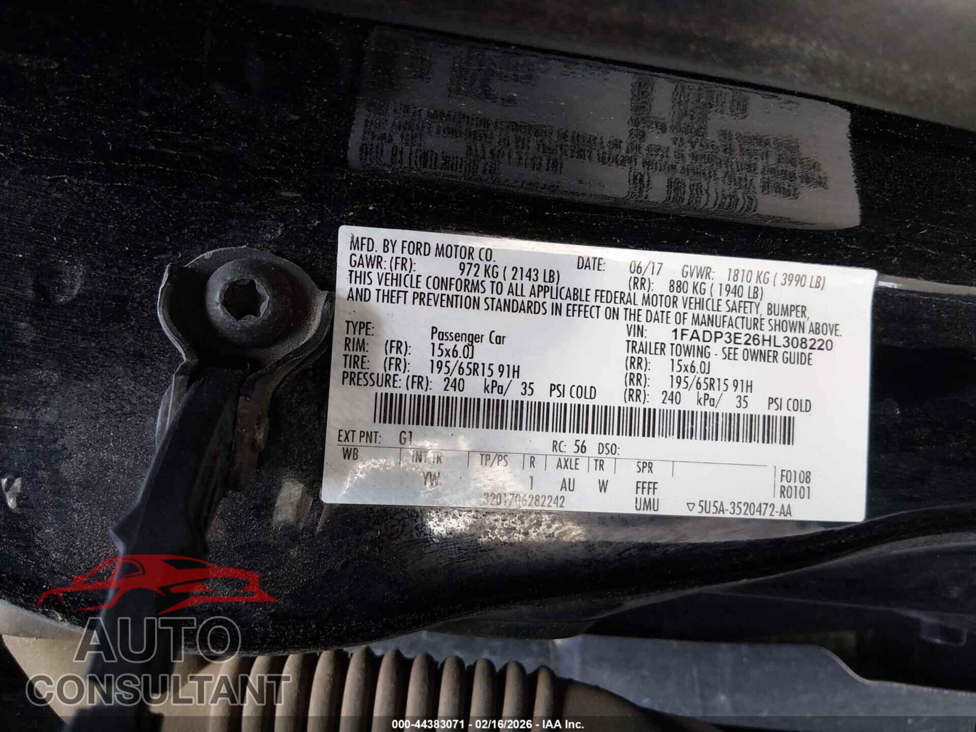 FORD FOCUS 2017 - 1FADP3E26HL308220