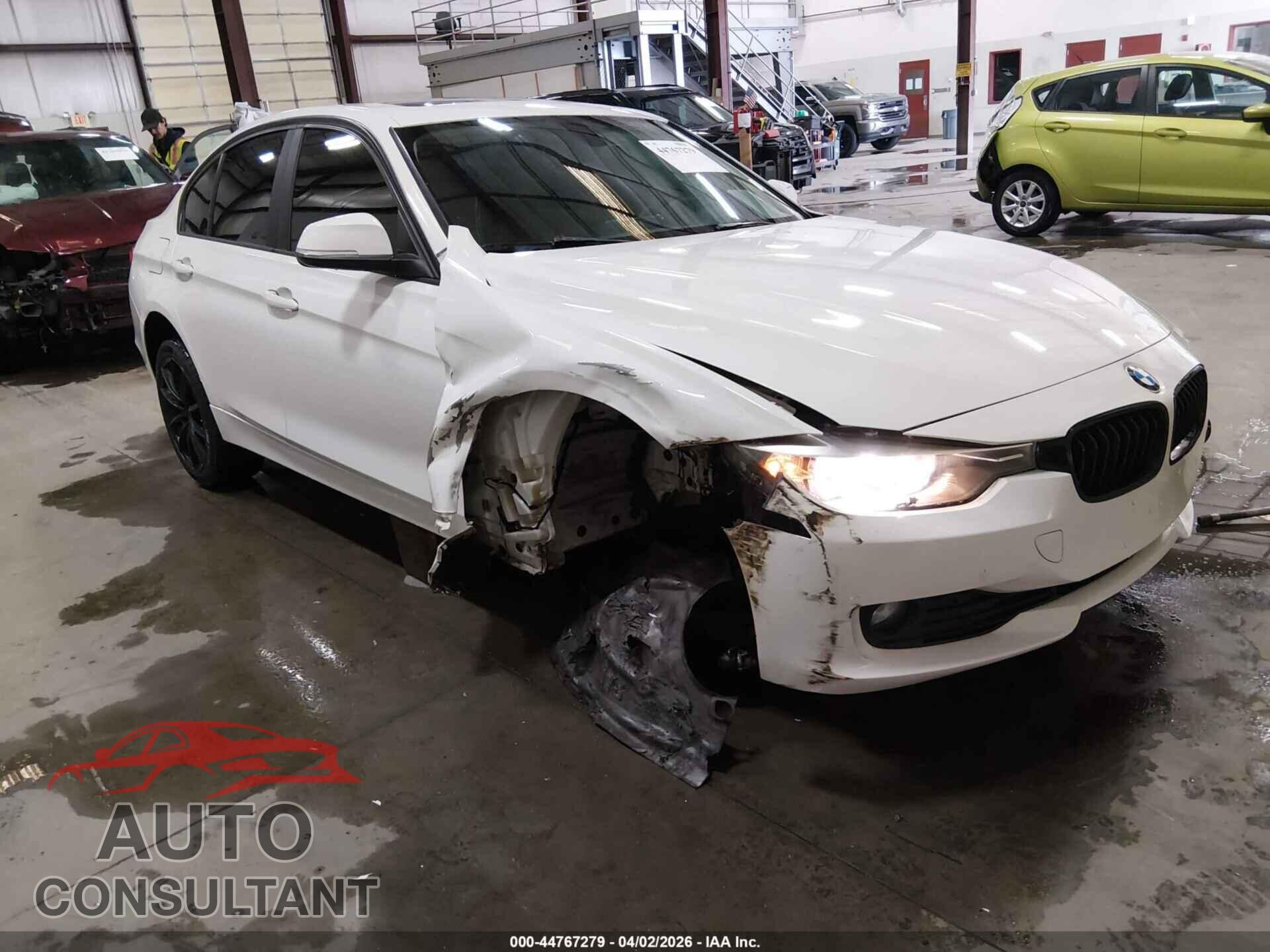BMW 320I 2015 - WBA3C3C55FK203005