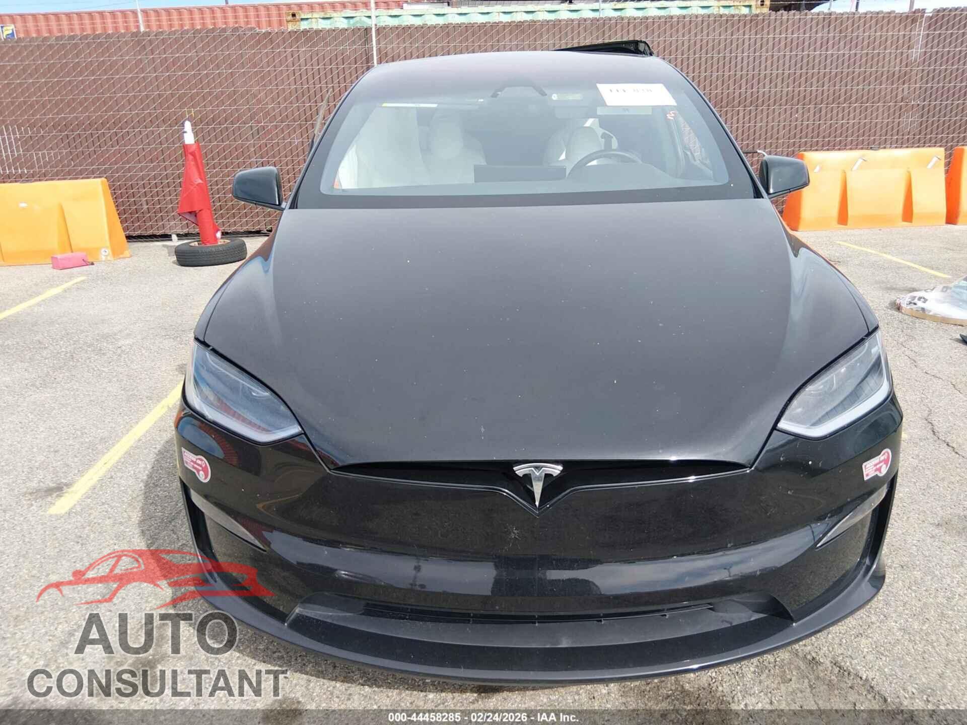 TESLA MODEL X 2023 - 7SAXCBE51PF417552