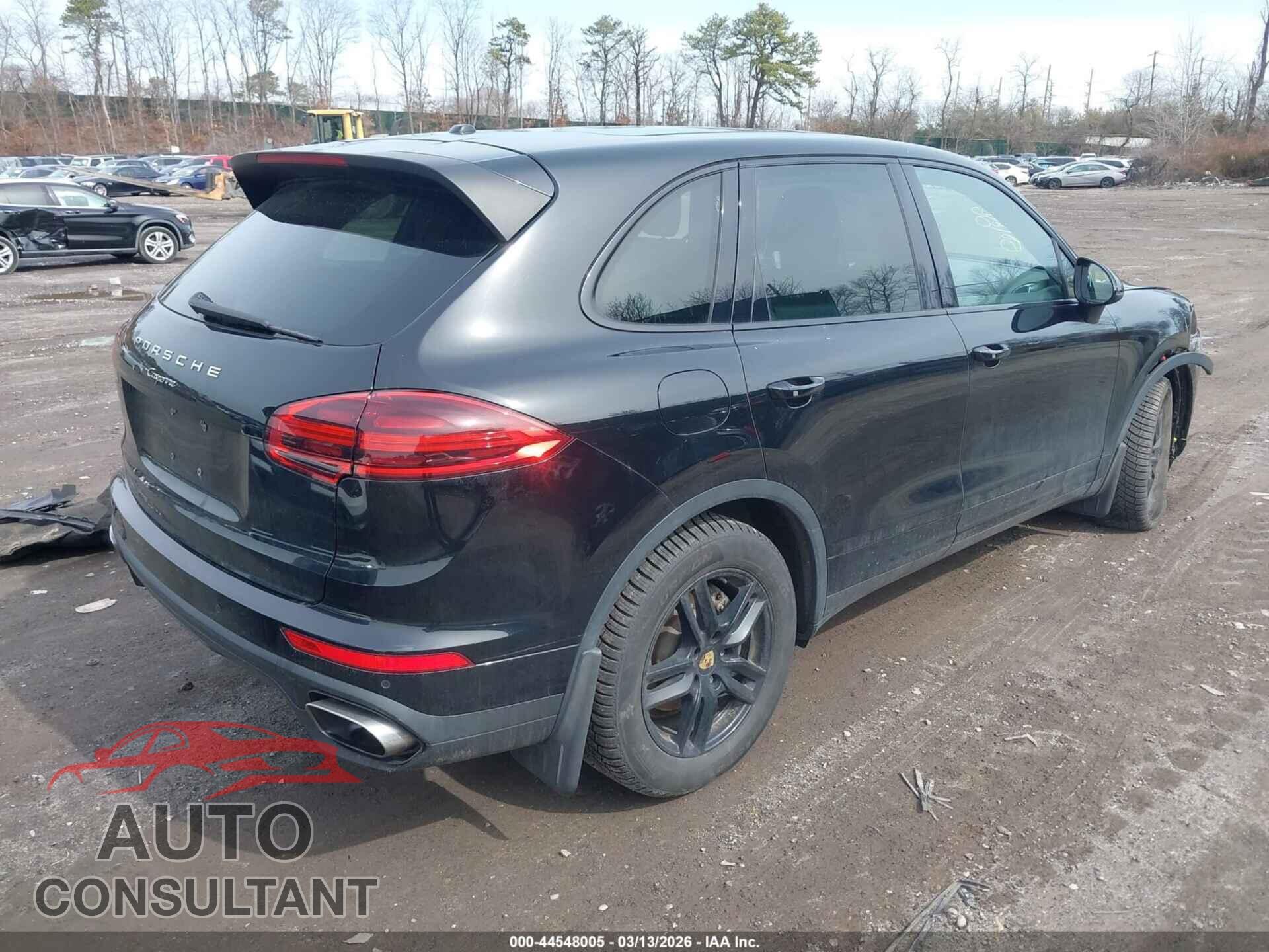 PORSCHE CAYENNE 2016 - WP1AA2A2XGLA08577