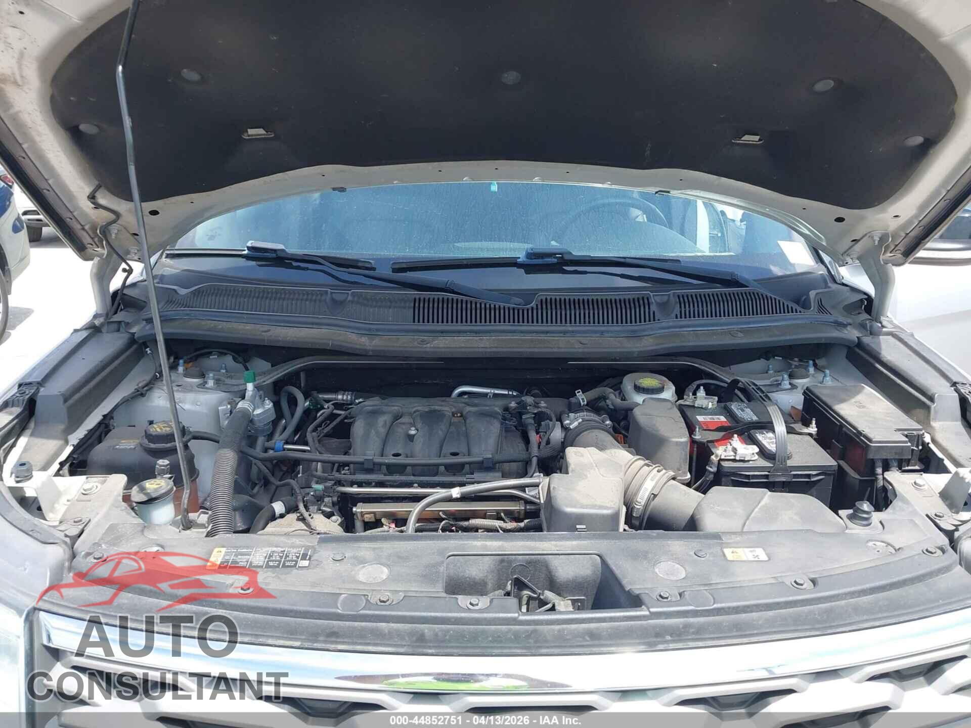 FORD EXPLORER 2018 - 1FM5K7D88JGB27382