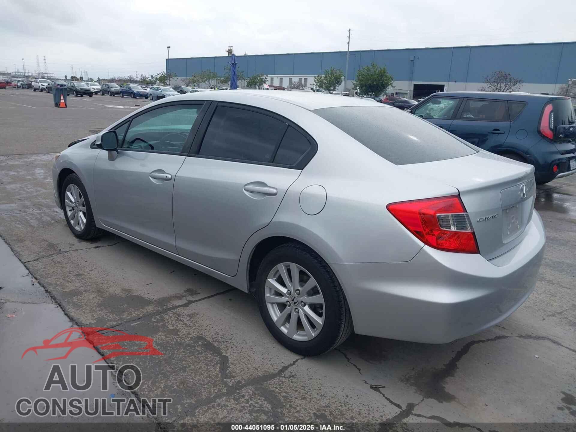 HONDA CIVIC 2012 - 2HGFB2F80CH511707