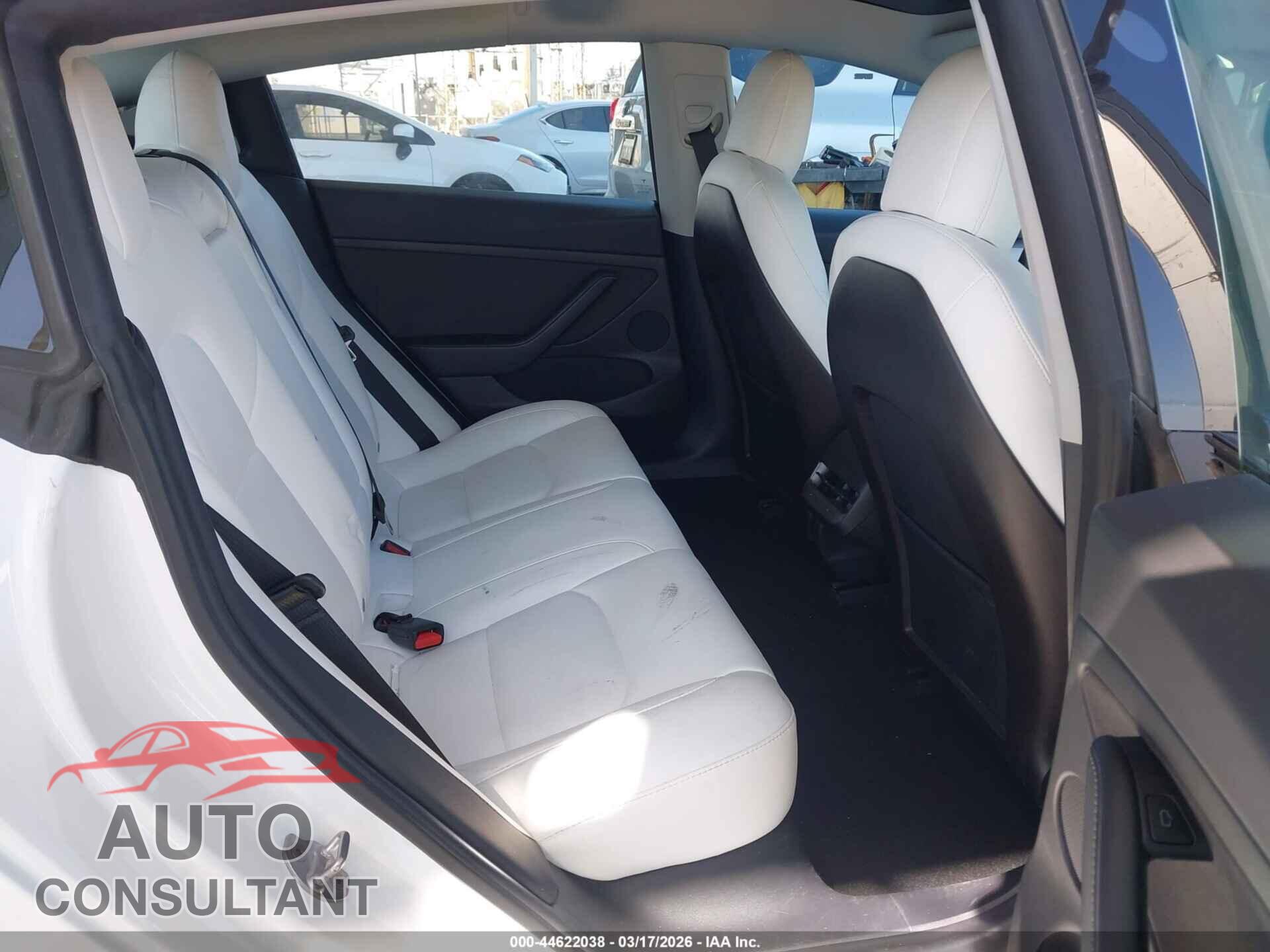 TESLA MODEL 3 2021 - 5YJ3E1EB7MF999741