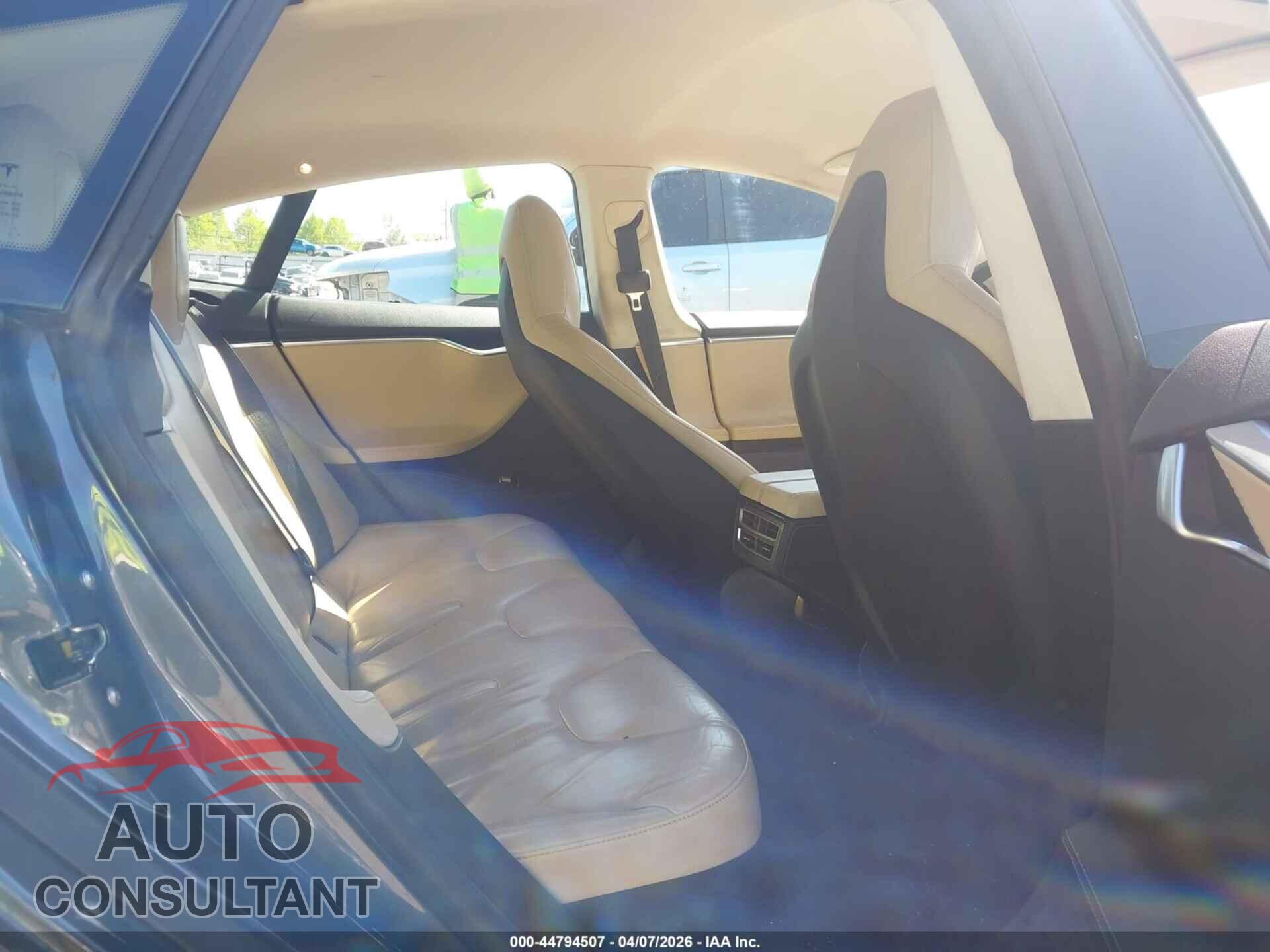 TESLA MODEL S 2014 - 5YJSA1S16EFP61724