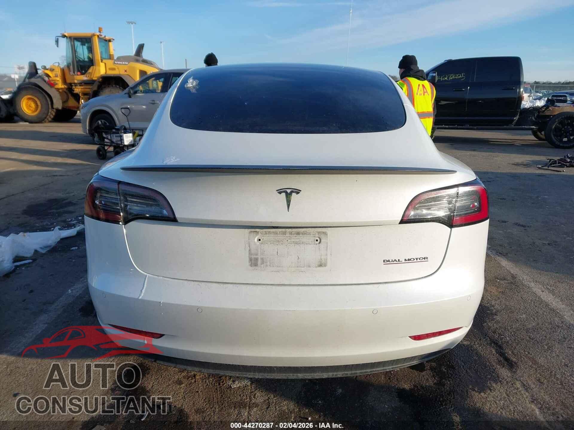 TESLA MODEL 3 2022 - 5YJ3E1EC6NF348532