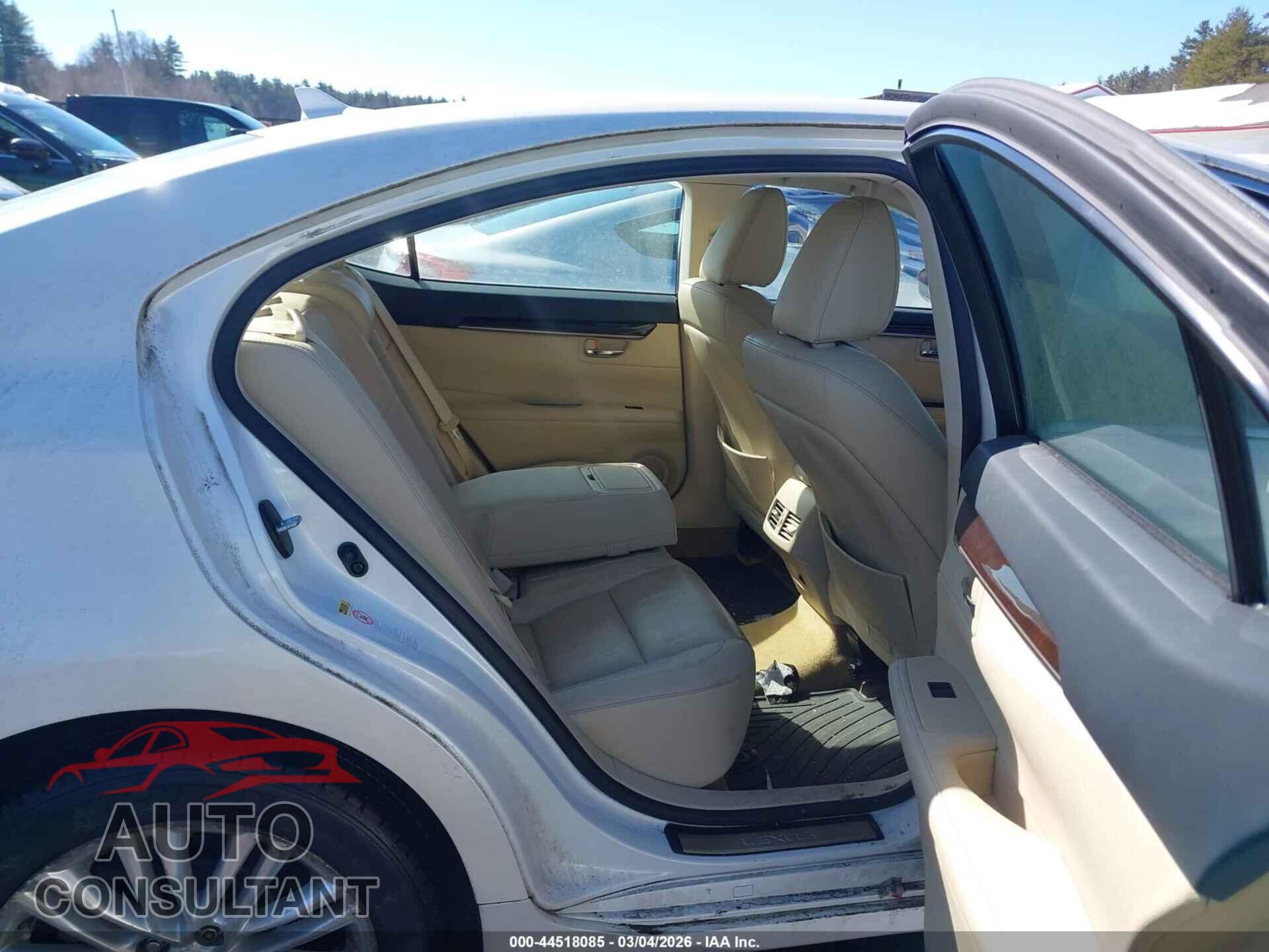 LEXUS ES 350 2014 - JTHBK1GG2E2110134