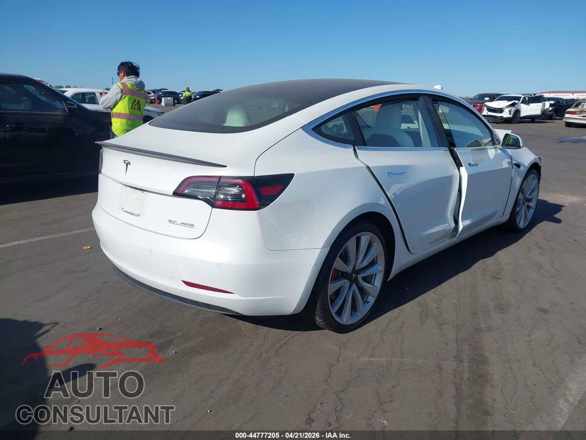 TESLA MODEL 3 2018 - 5YJ3E1EBXJF074642