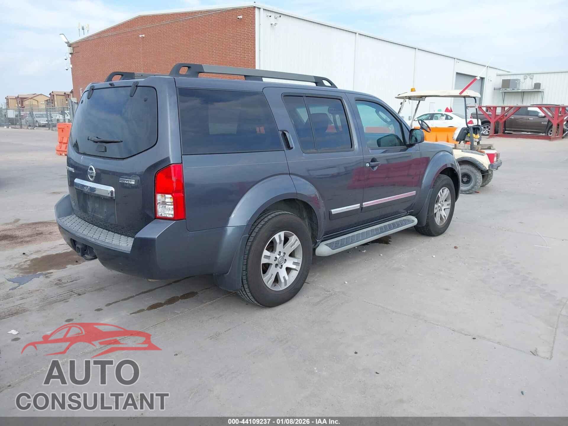 NISSAN PATHFINDER 2011 - 5N1AR1NN9BC630875