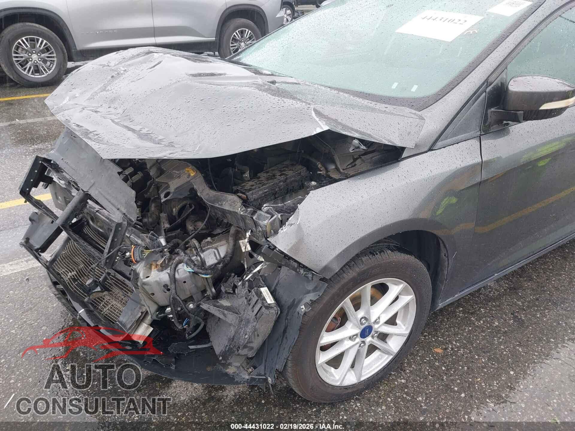 FORD FOCUS 2017 - 1FADP3K23HL206362
