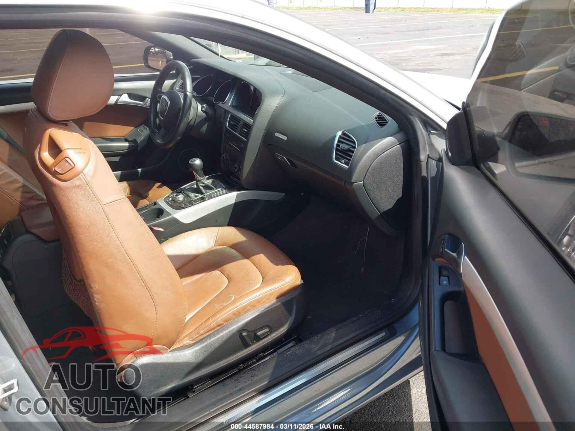 AUDI A5 2010 - WAURFAFR9AA031418