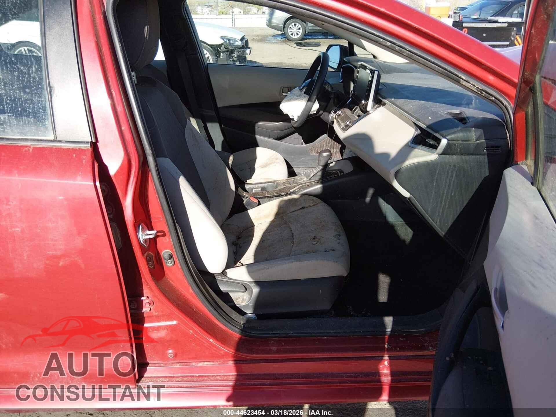 TOYOTA COROLLA 2021 - 5YFEPMAE2MP214910